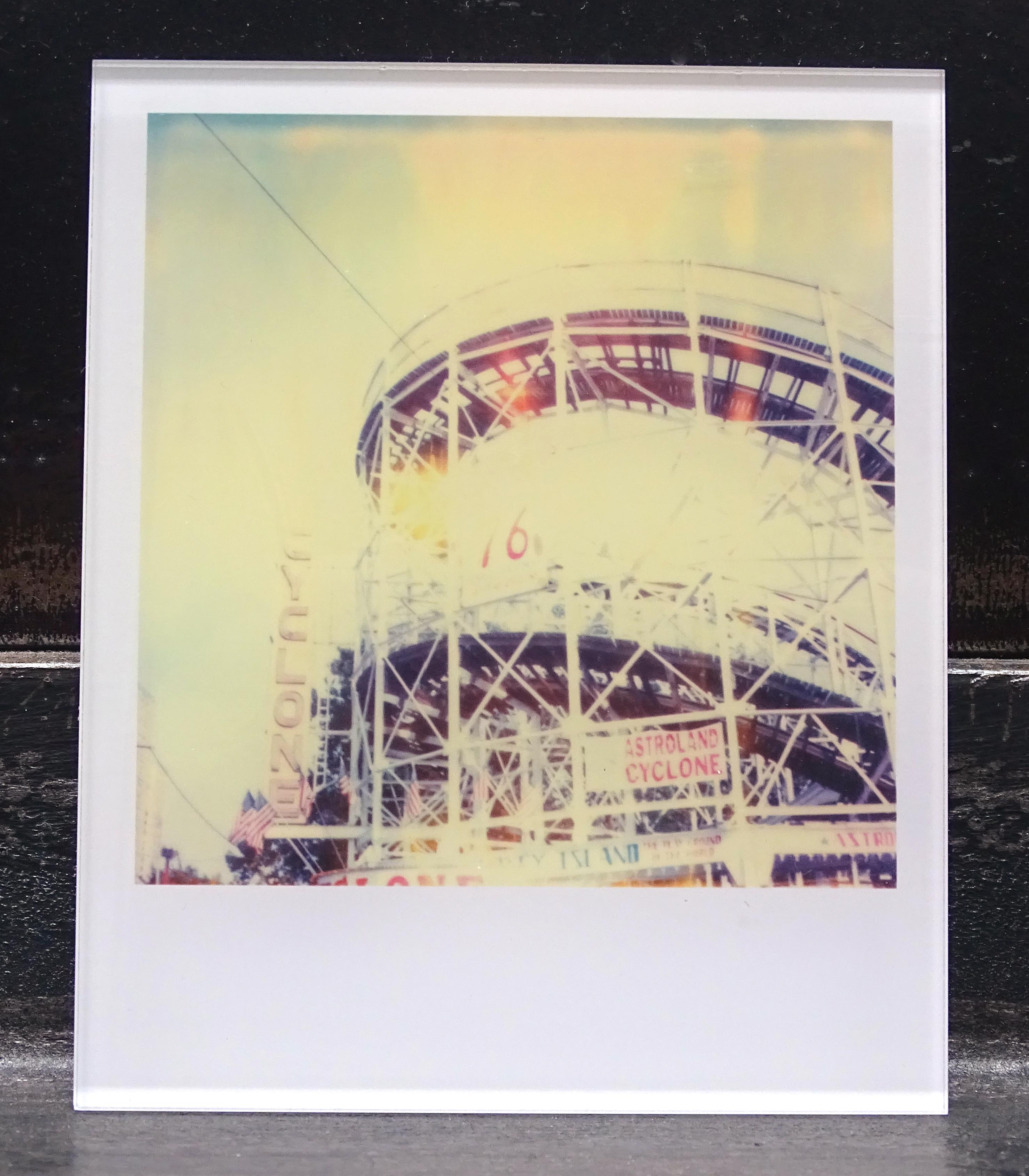 Stefanie Schneider's Minis
Cyclone (Stay), 2006

Signed and signature brand on verso.
Lambda digital Color Photographs based on a Polaroid.
Sandwiched in between Plexiglass (thickness 0.7cm)

from the movie 'Stay' by Marc Forster, featuring Ewan