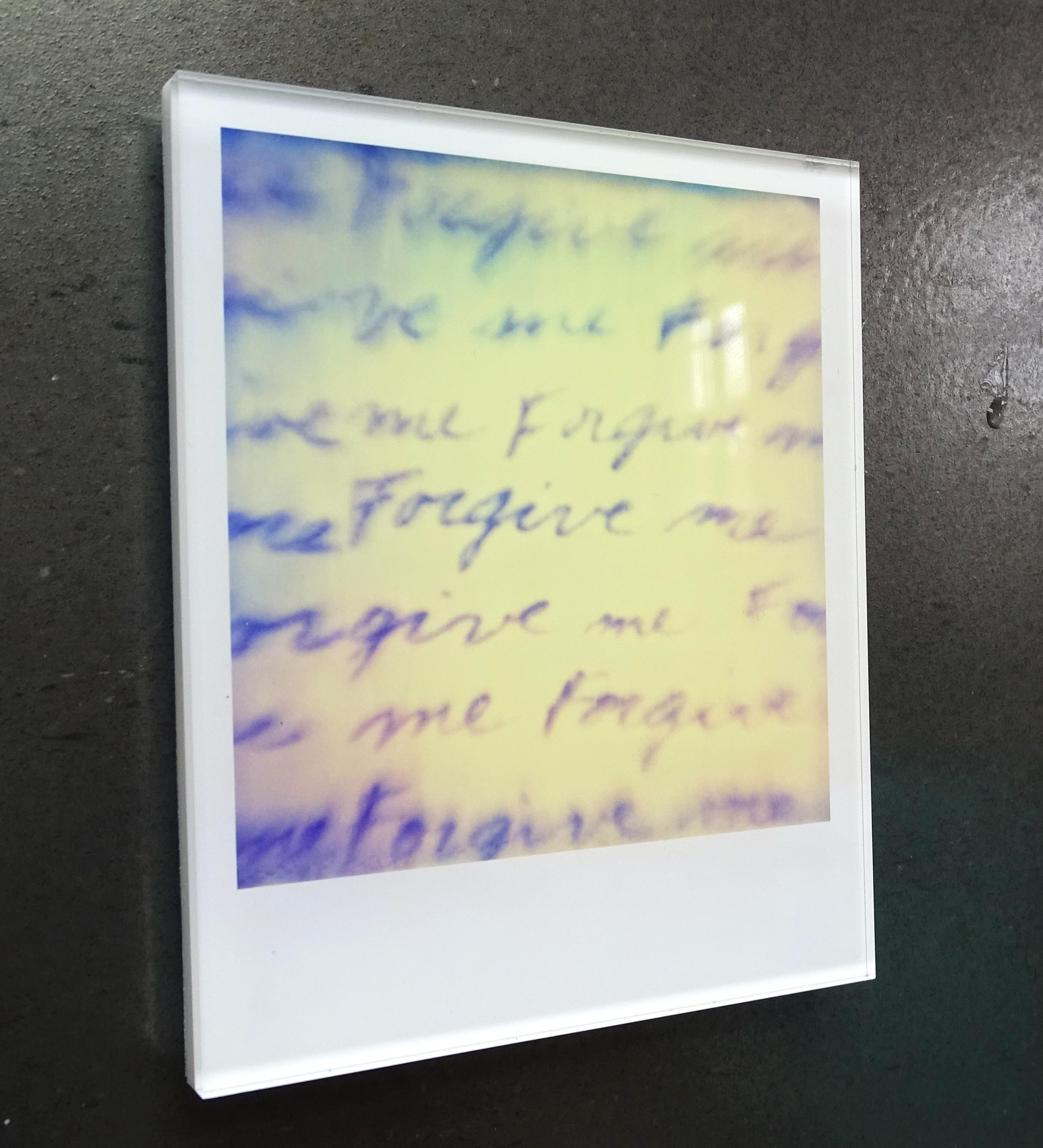 Stefanie Schneider Minis – Forgive Me (Stay) – nach einem Polaroid im Angebot 1