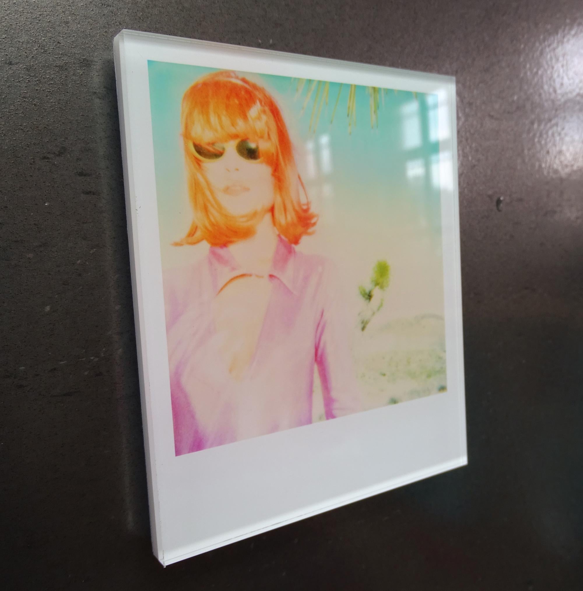 Stefanie Schneider Minis – Long Way Home – auf einem Polaroid basiert im Angebot 1