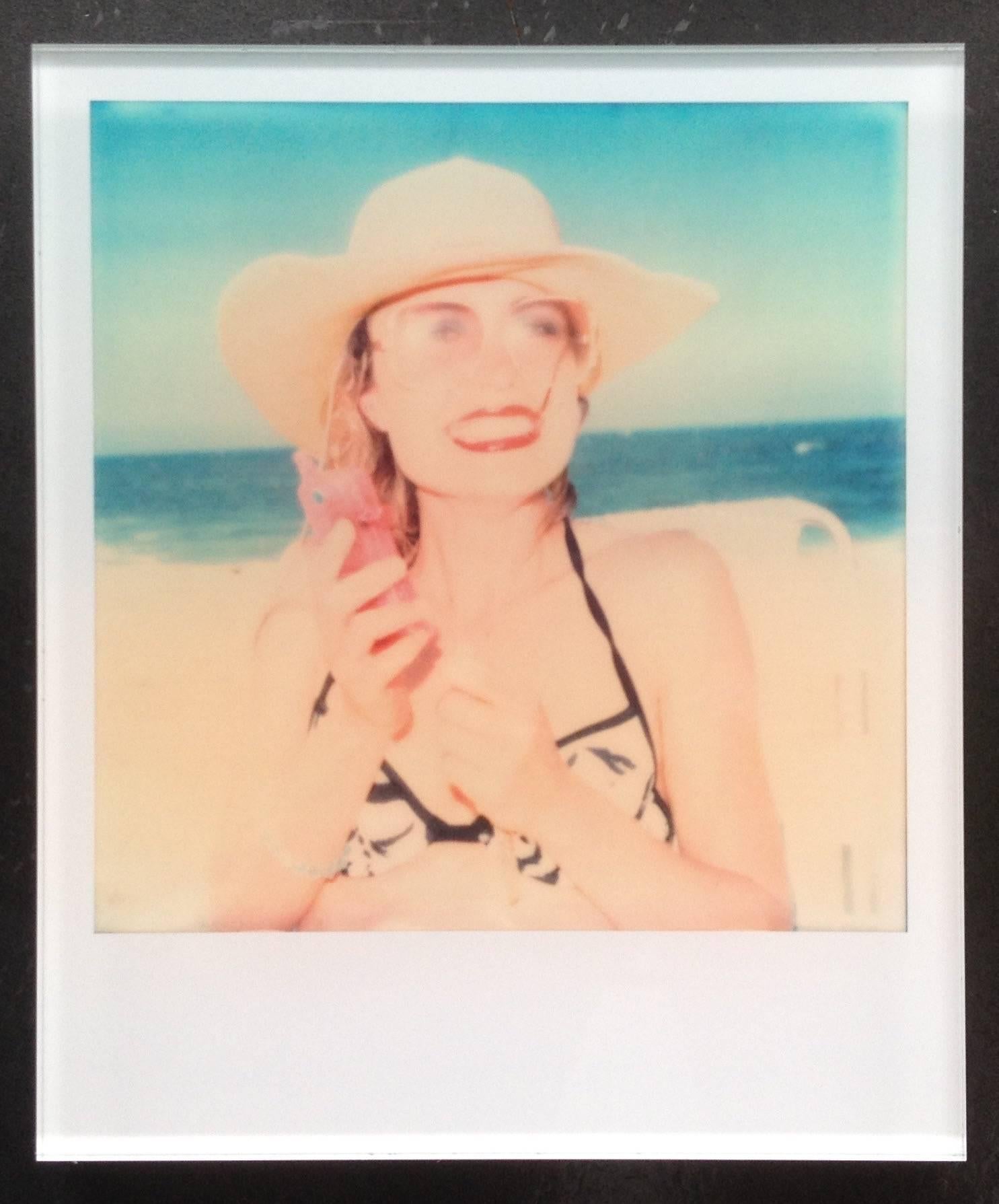 Stefanie Schneider Minis - Untitled No 11 - Beachshoot - con Radha Mitchel