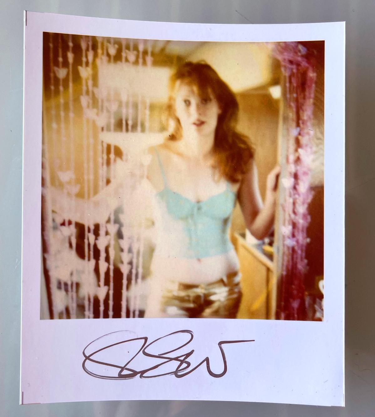 Stefanie Schneider's Mini
Daisy in Trailer (Till Death do us Part)

signed in front, not mounted. 
Digital Color Photographs based on a Polaroid. 

Polaroid sized open Editions 1999-2013
10.7 x 8.8cm (Image 7.9x7.7cm)

Included is the Vinyl