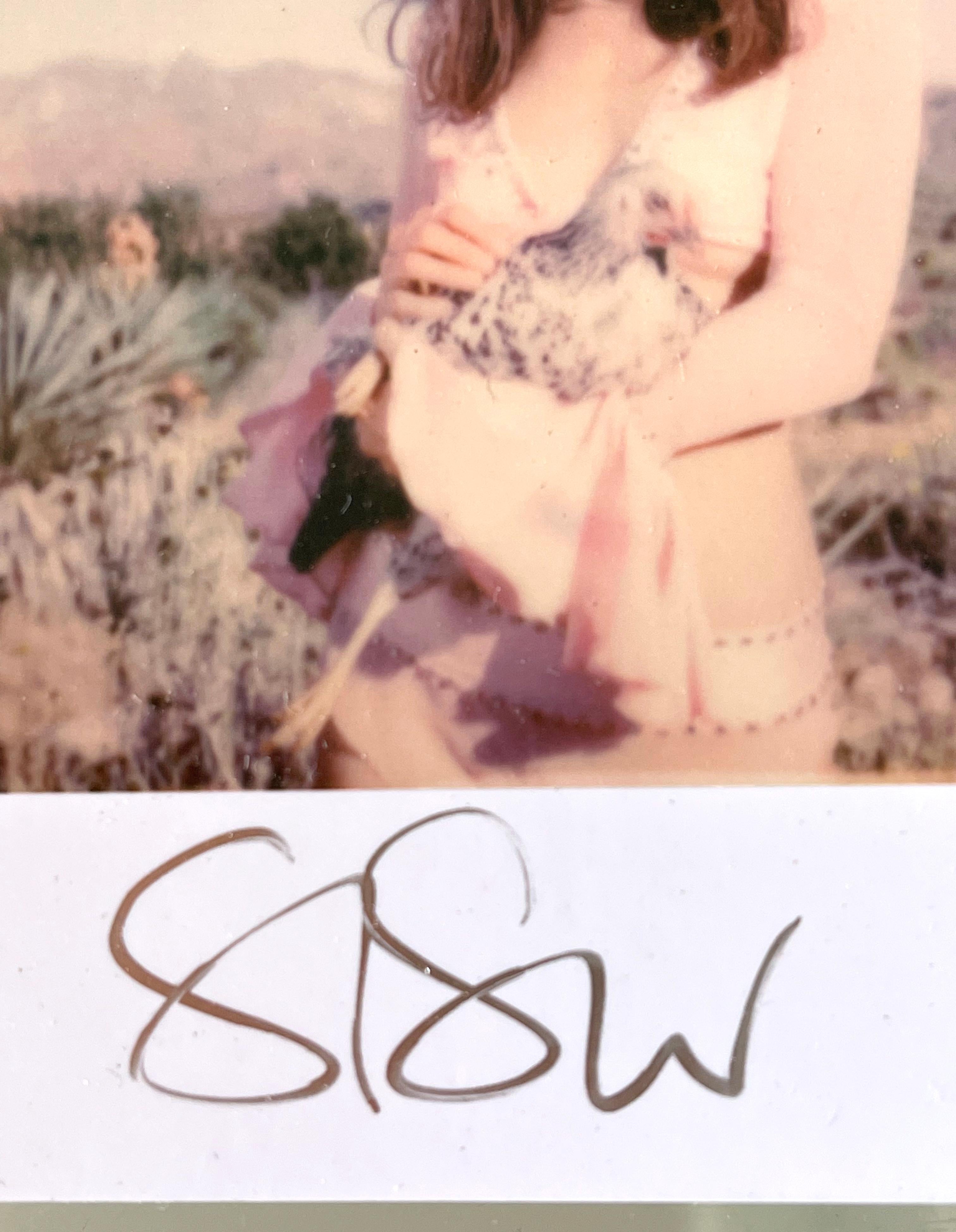 Stefanie Schneider Minis tamaño Polaroid - 'Lady Bird' - firmado, suelto en venta 4