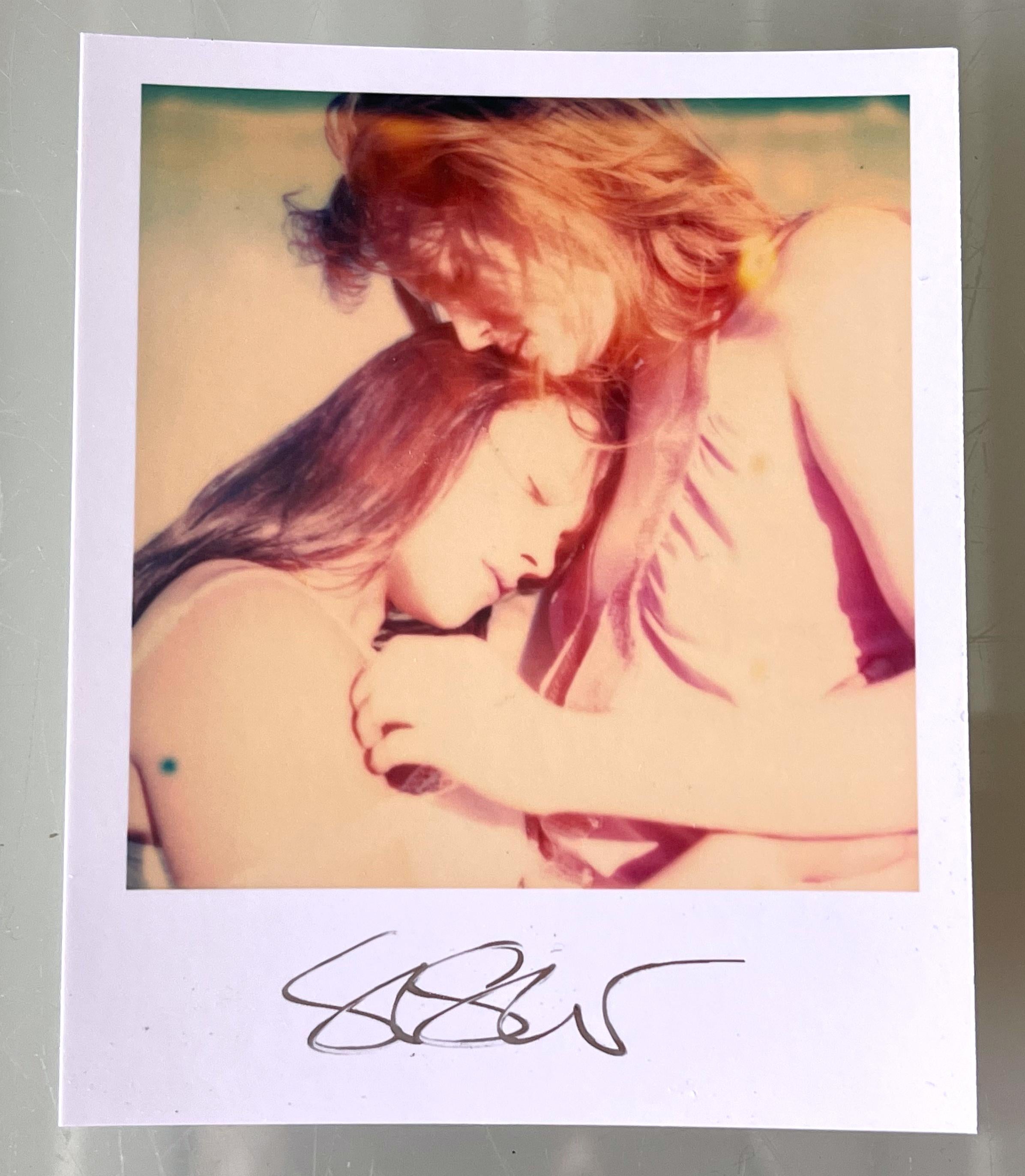 Stefanie Schneiders Mini
Rummachen im Auto (Bis dass der Tod uns scheidet) - 2005
mit Daisy McCrackin & Austin Tate

vorne signiert, nicht montiert. 
Digitale Farbfotografien auf der Grundlage eines Polaroids. 

Offene Editionen in Polaroidgröße