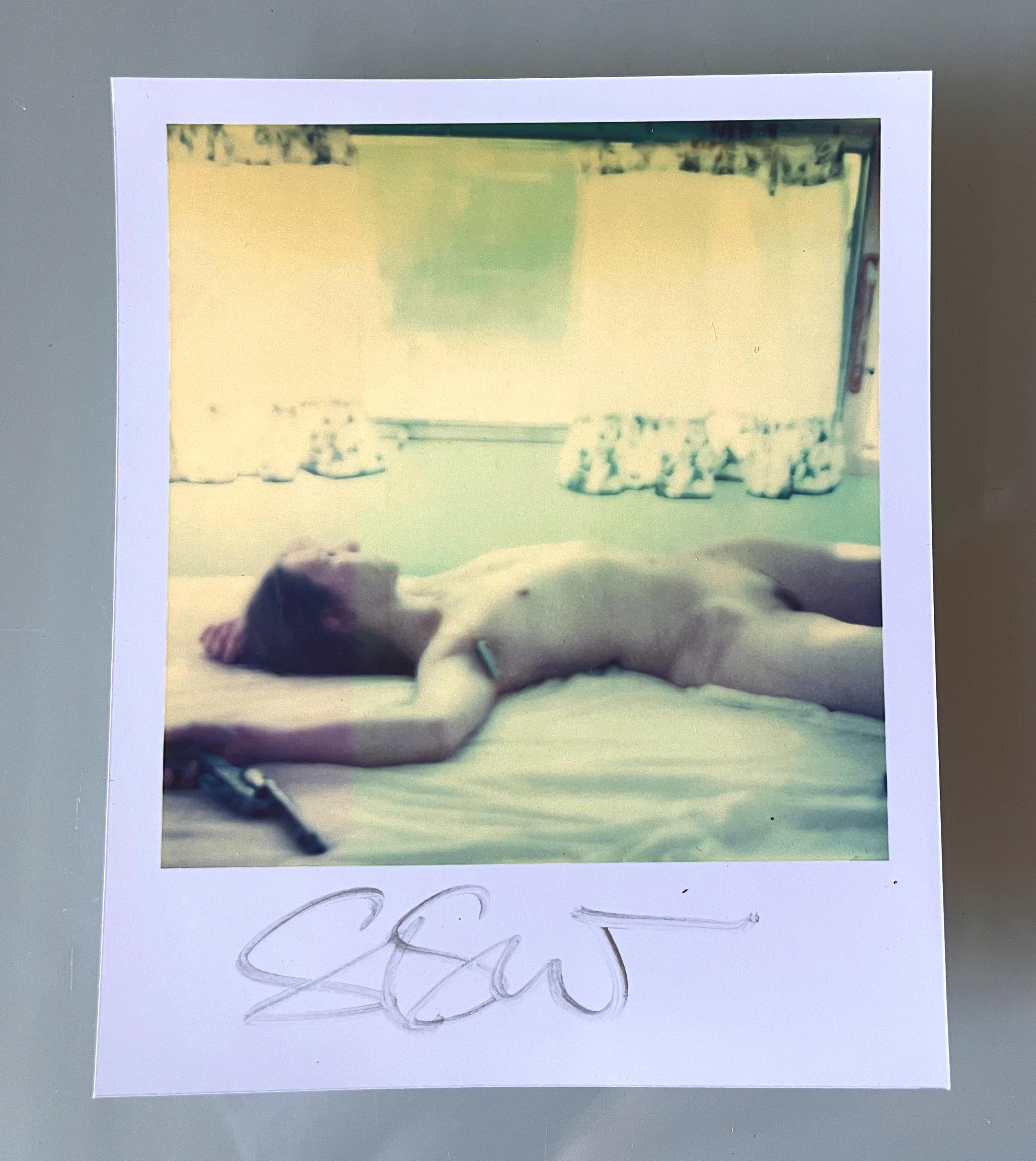 Stefanie Schneider Polaroid-sized unlimited Mini 'Waiting' (Sidewinder) - 2005 - 

signed in front, not mounted. 
1 Archival Color Photograph based on the Polaroid. 

Polaroid sized open Editions 1999-2022
10.7 x 8.8cm (Image 7.9x7.7cm). 

Stefanie