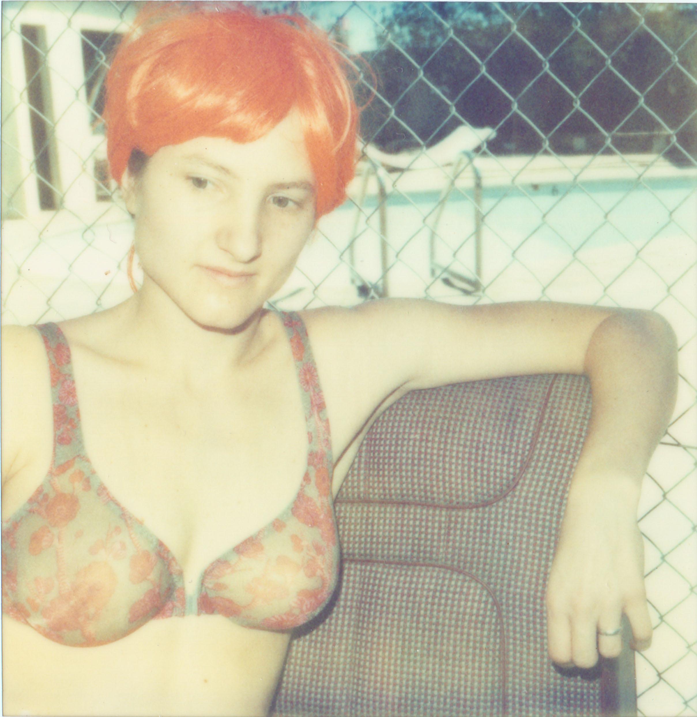 Stefanie Schneider Color Photograph – Stranger than Paradise I – 21. Jahrhundert, Polaroid, Zeitgenössisch, Analog