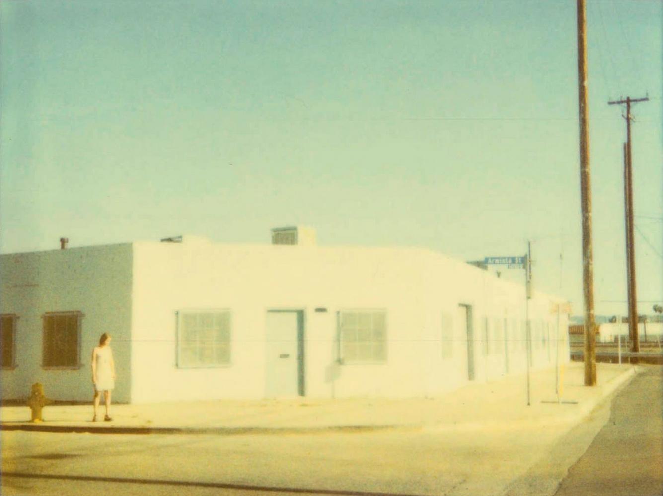 Stefanie Schneider Landscape Photograph – Streetcorner (Stranger than Paradise) – Polaroid