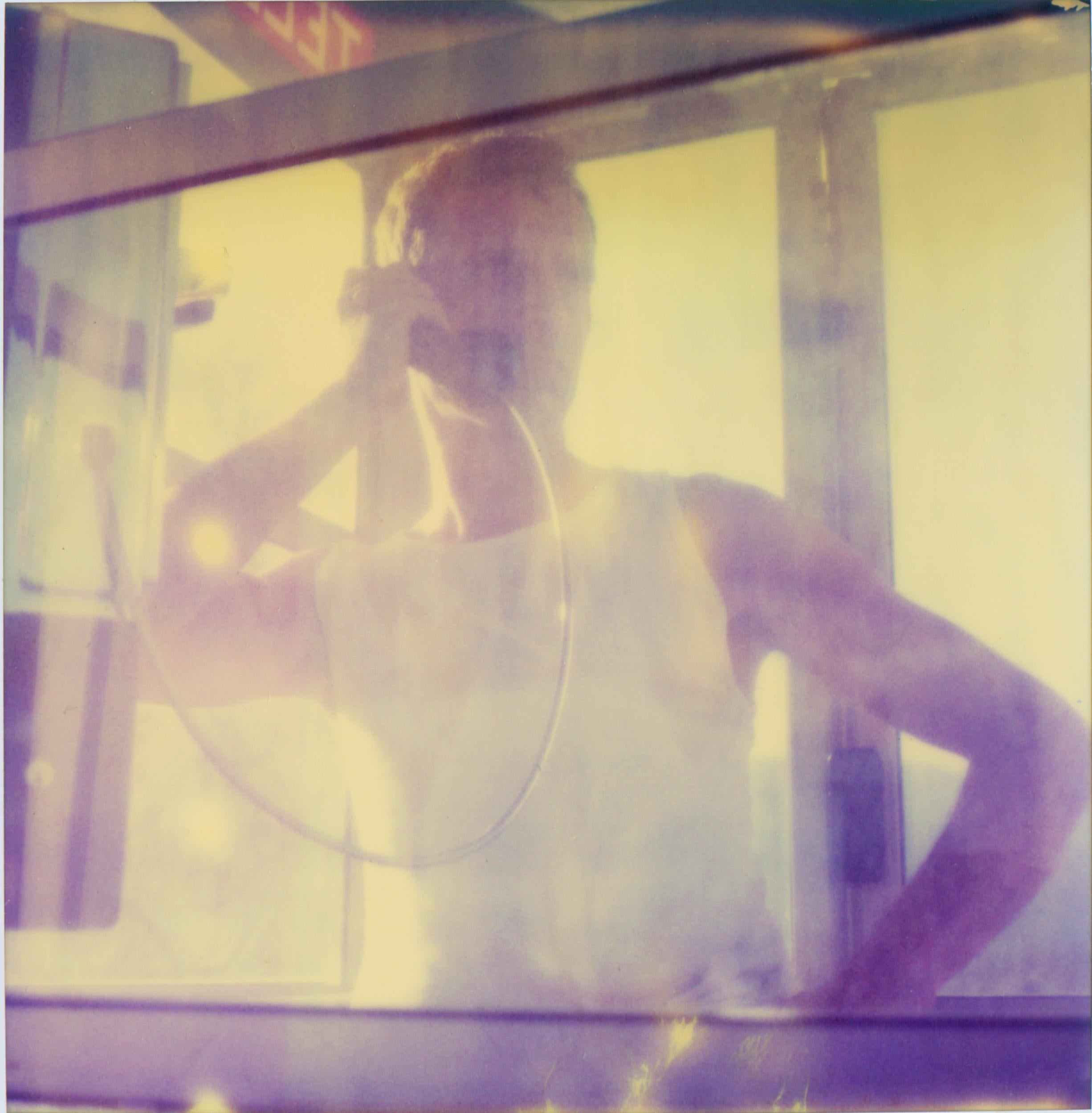 Portrait Photograph di Stefanie Schneider - Il tradimento (The Getaway) - The Last Picture Show - Polaroid, Contemporary