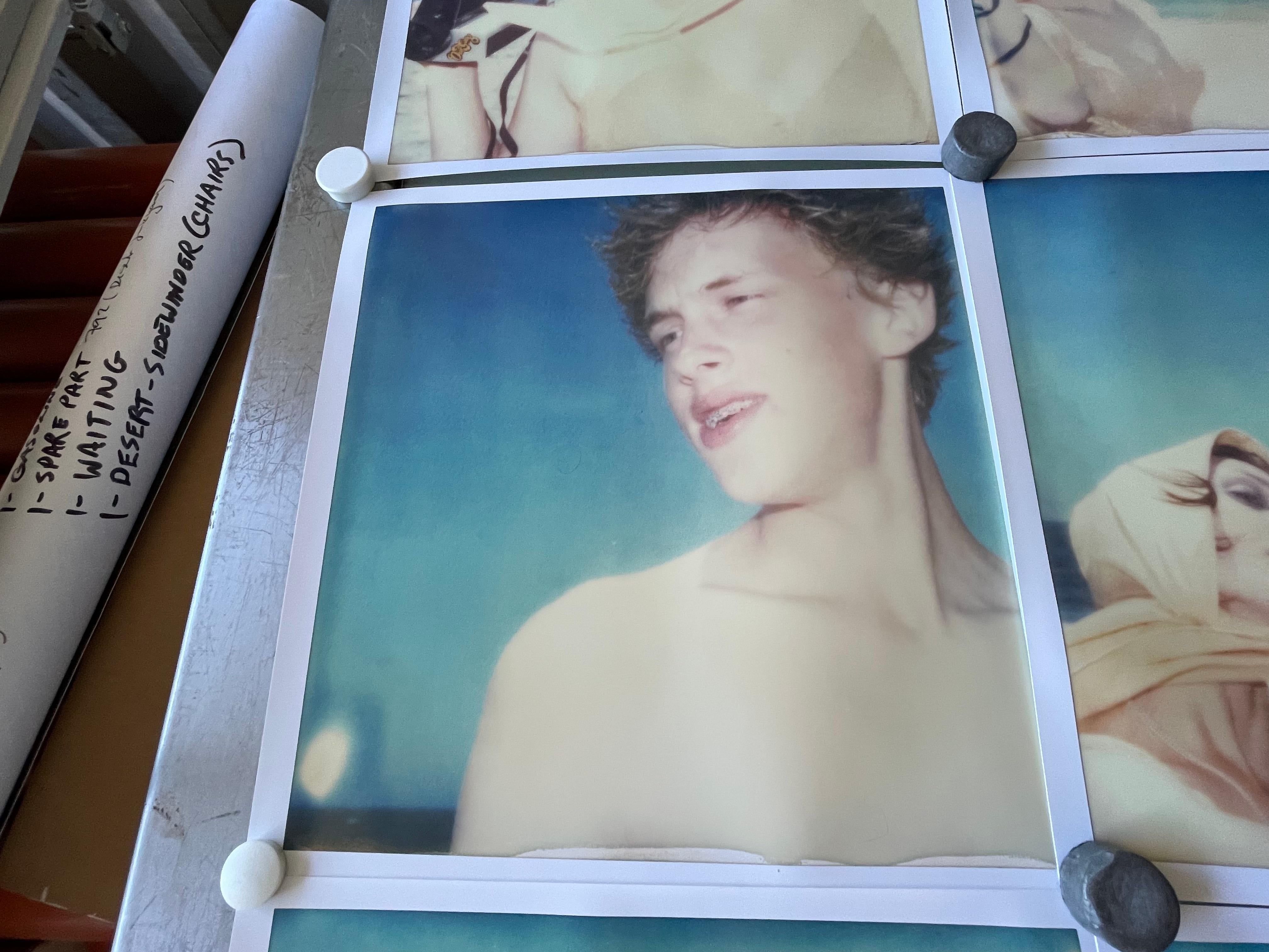 Die Diva und der Junge (Beachshoot) – 9 Stücke – Polaroid, Vintage, Zeitgenössisch im Angebot 2