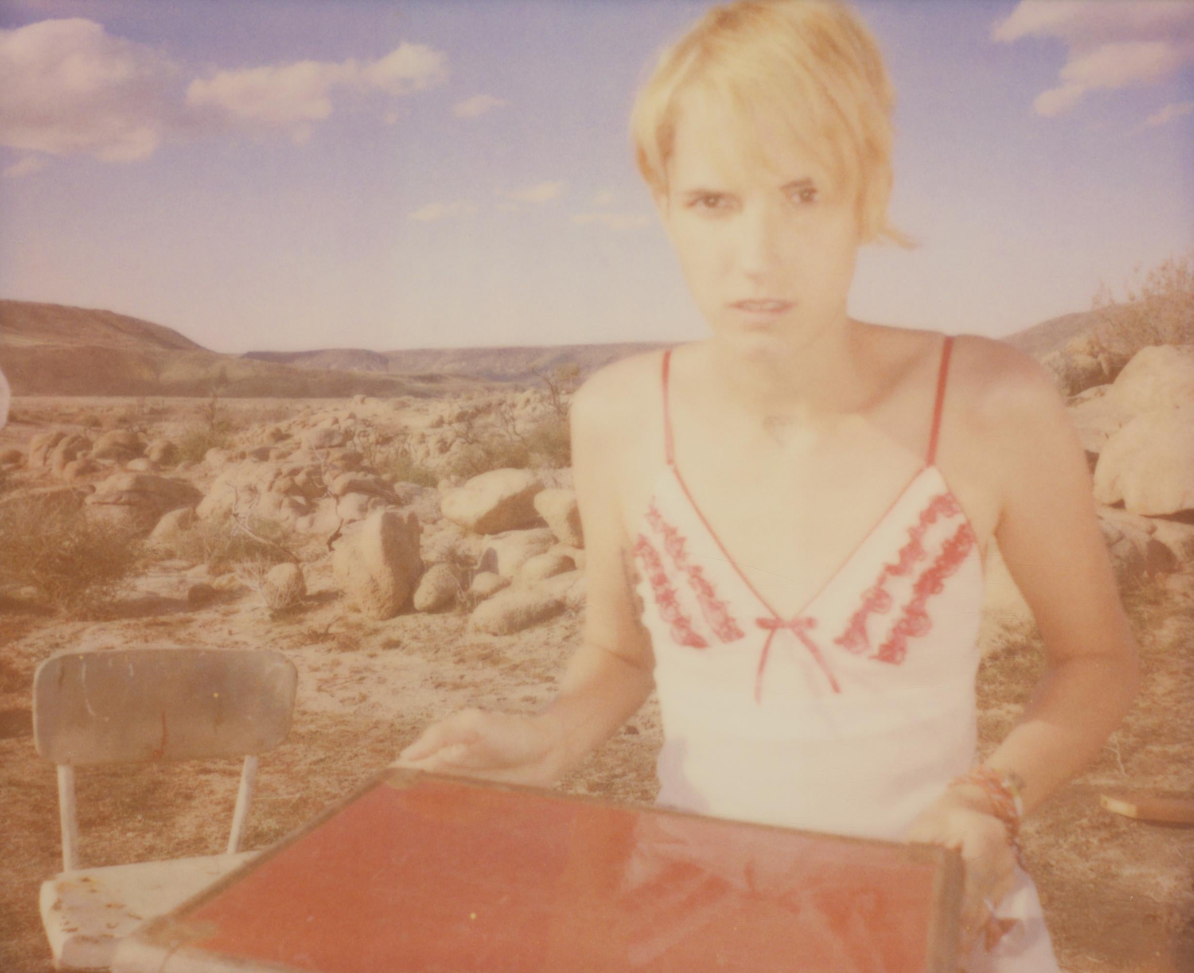 Stefanie Schneider Portrait Photograph – The Suitcase (Heather's Dream) - Polaroid, Contemporary, Farbe
