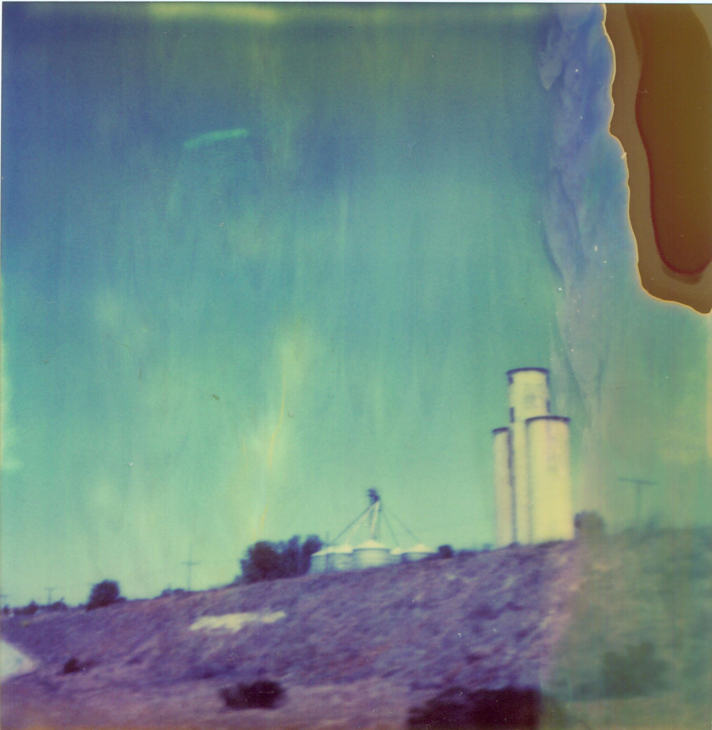 Stefanie Schneider Landscape Photograph – This is where we meet (Last Picture Show) - Contemporary, Polaroid, analog