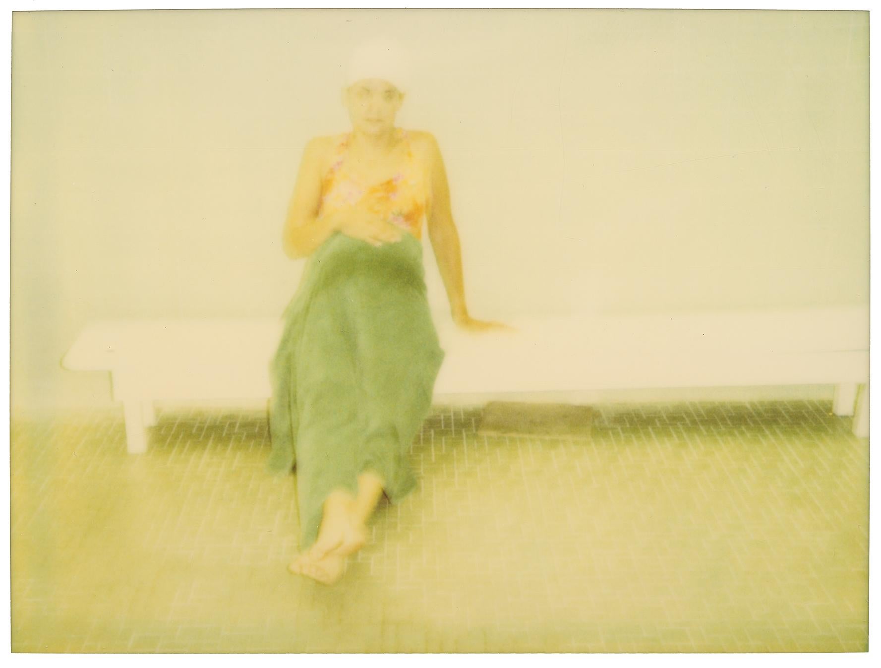 Stefanie Schneider Color Photograph – Transformation (Suburbia) - Contemporary, Polaroid, Fotografie, Porträt