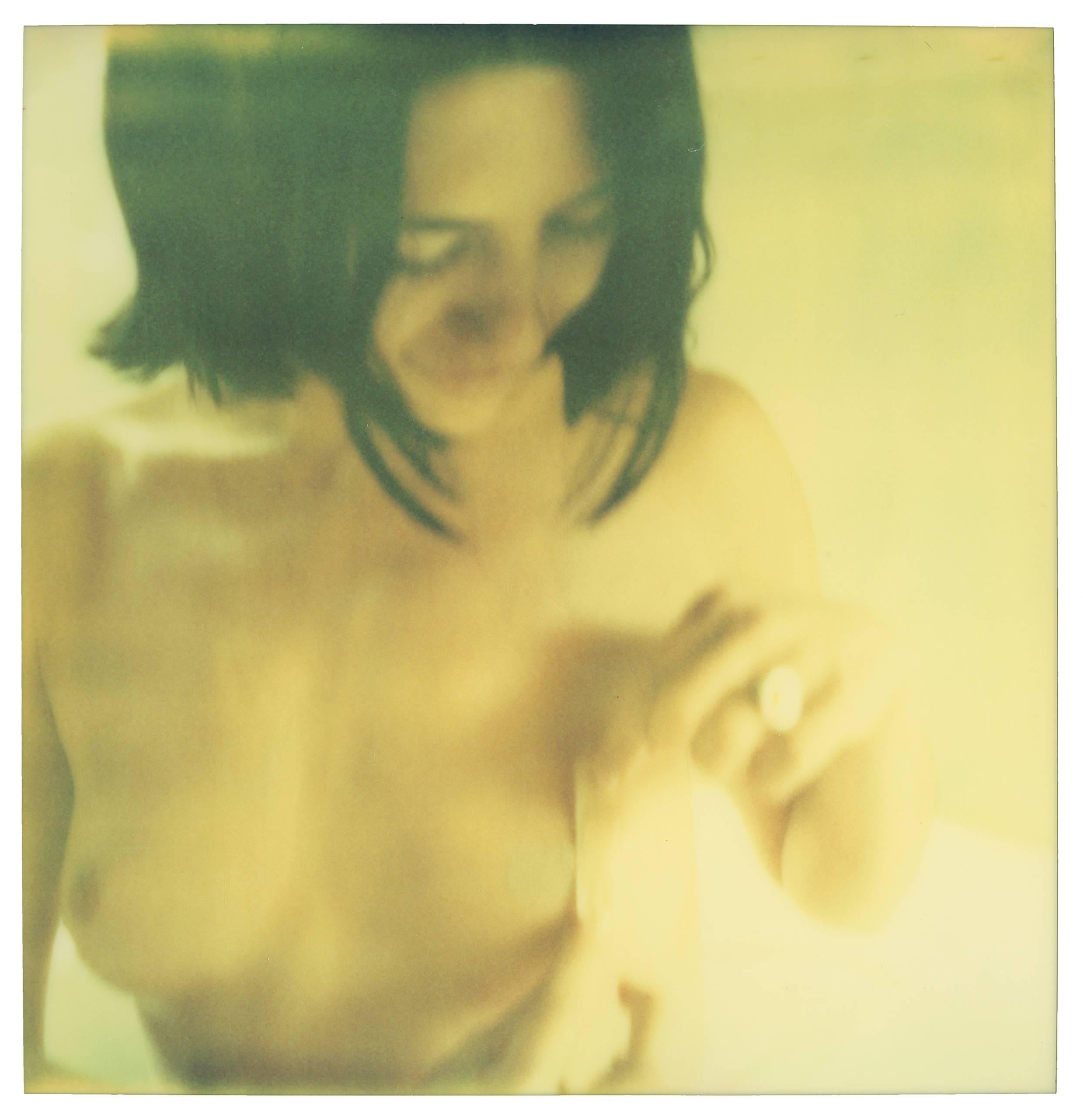 Nude Photograph di Stefanie Schneider - Senza titolo 03 (Saigon) - analogico, 58x56cm