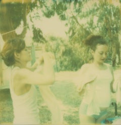 Sin título (Cathy y Shannon) - Contemporáneo, Siglo XXI, Polaroid