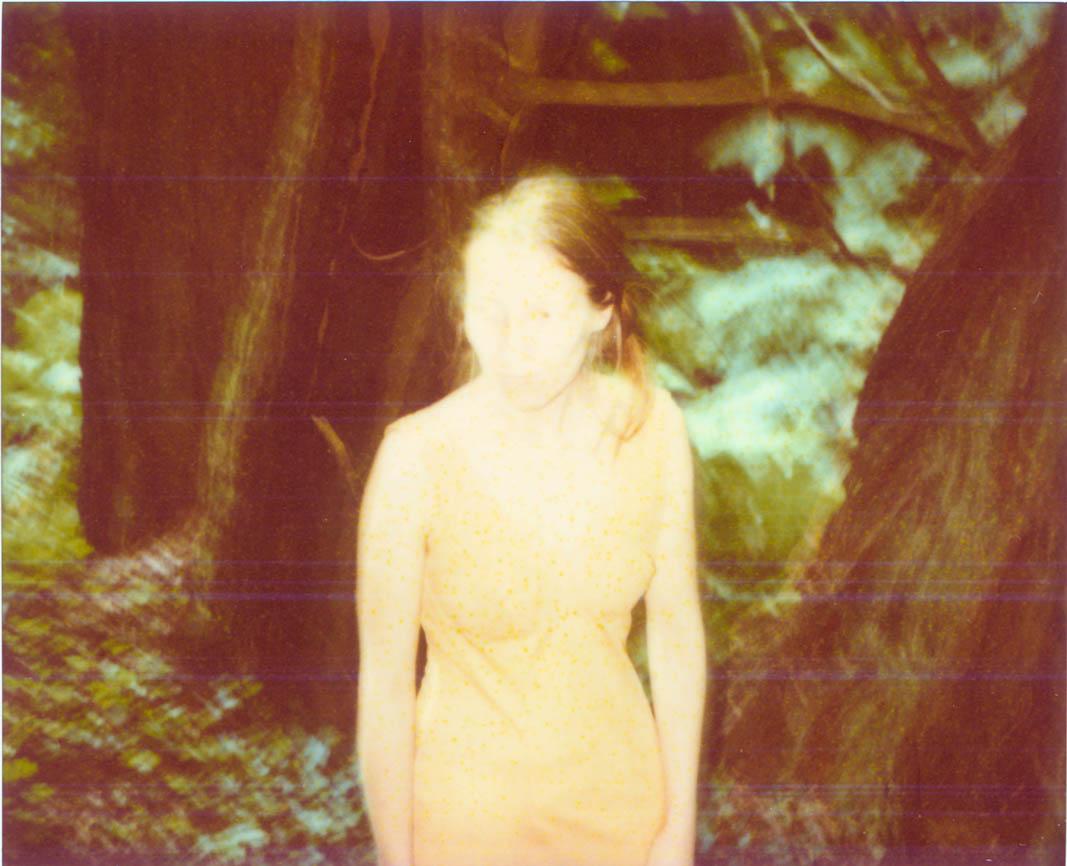 Stefanie Schneider Portrait Photograph – Untitled (Fairytales) - analog, Contemporary, Polaroid, Farbe