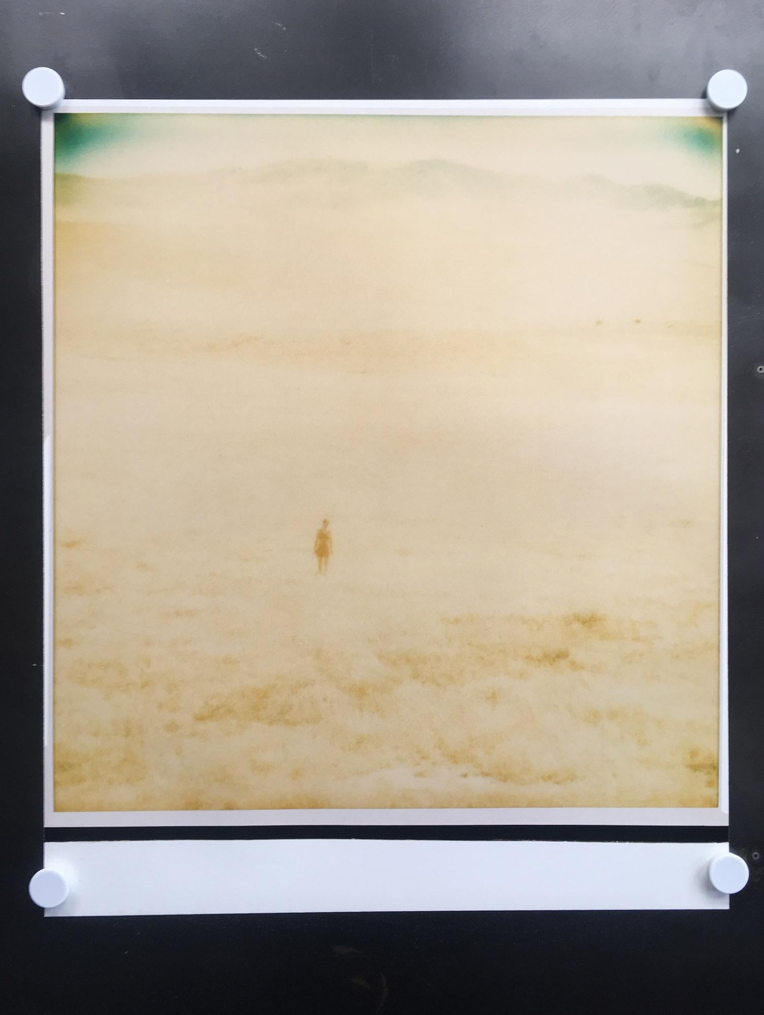 Untitled (Oilfields), 2004

60x60cm, 
Edition 4/10
Analog C-Print, hand-printed by the artist, based on the original Polaroid.
Certificate and Signature label. 
Artist Inventory No. 1202.04.
Not mounted. 

OILFIELDS, 2004

Oilfields connotes both