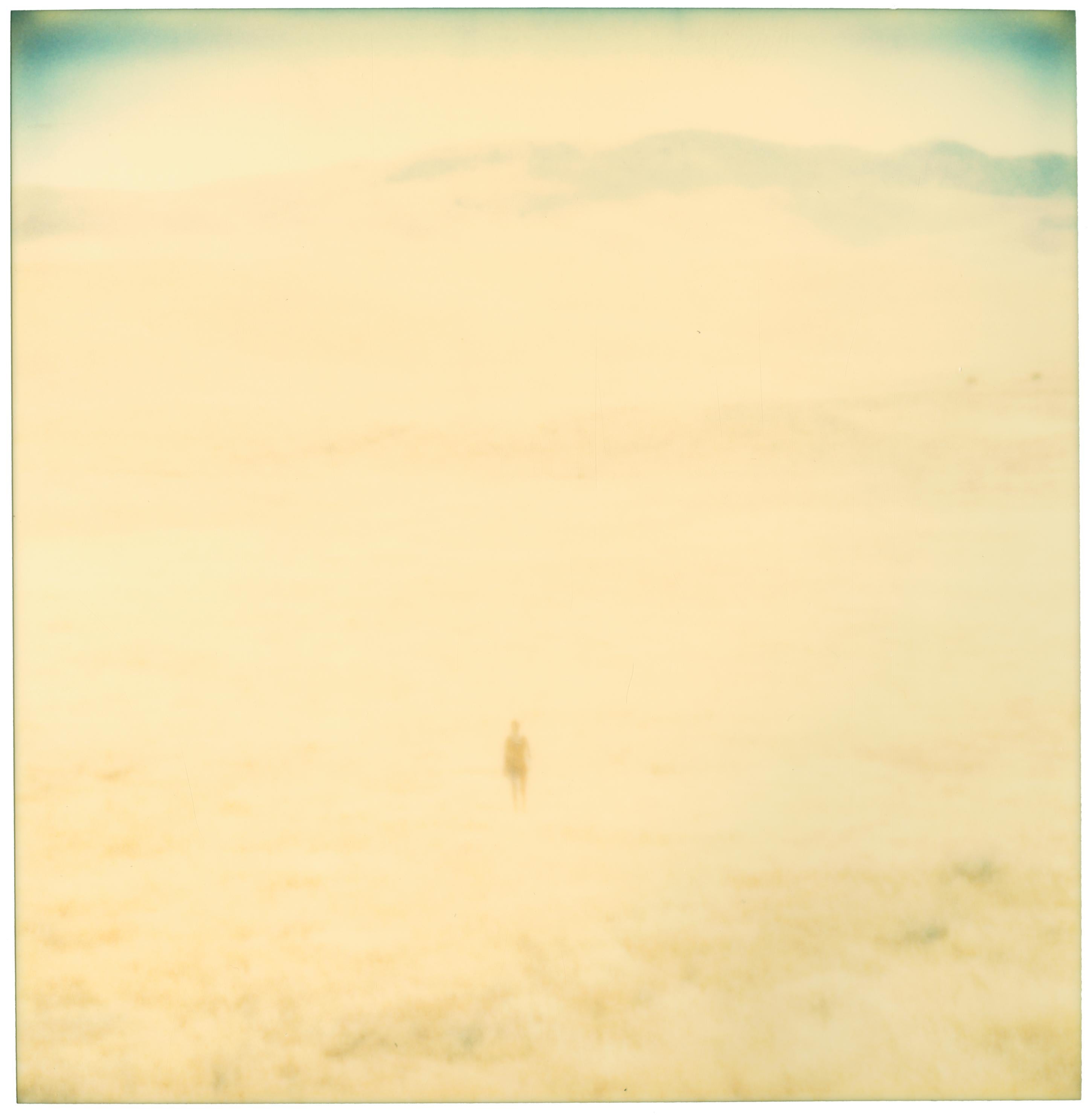 Ohne Titel (Oilfields) – Zeitgenössisch, 21. Jahrhundert, Wüste, Polaroid, Landschaft