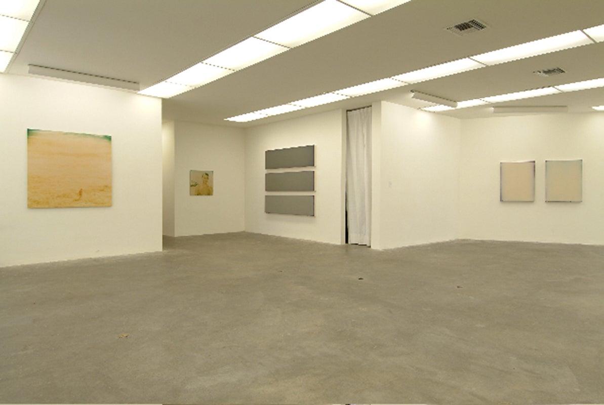 Sin título (Yacimientos petrolíferos) tríptico - Contemporáneo, Siglo XXI, Polaroid, Paisaje en venta 6