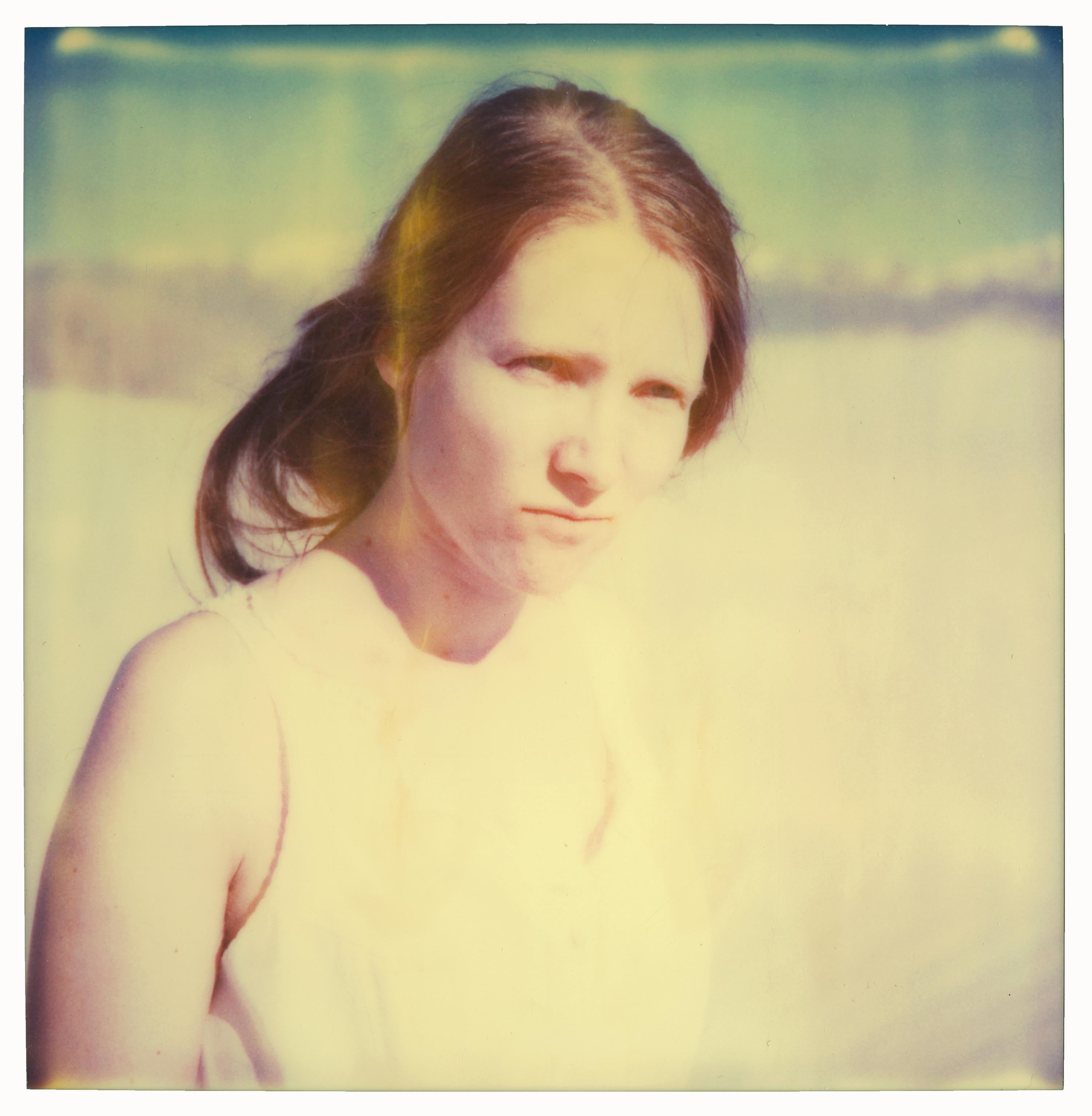 Portrait Photograph de Stefanie Schneider - Sin título (Olancha) - Más extraño que el paraíso - C-Print analógico basado en una Polaroid