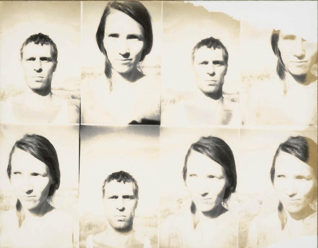 Stefanie Schneider Color Photograph – Untitled Sequence (Stranger than Paradise) – Polaroid-Landschaftsfotografie