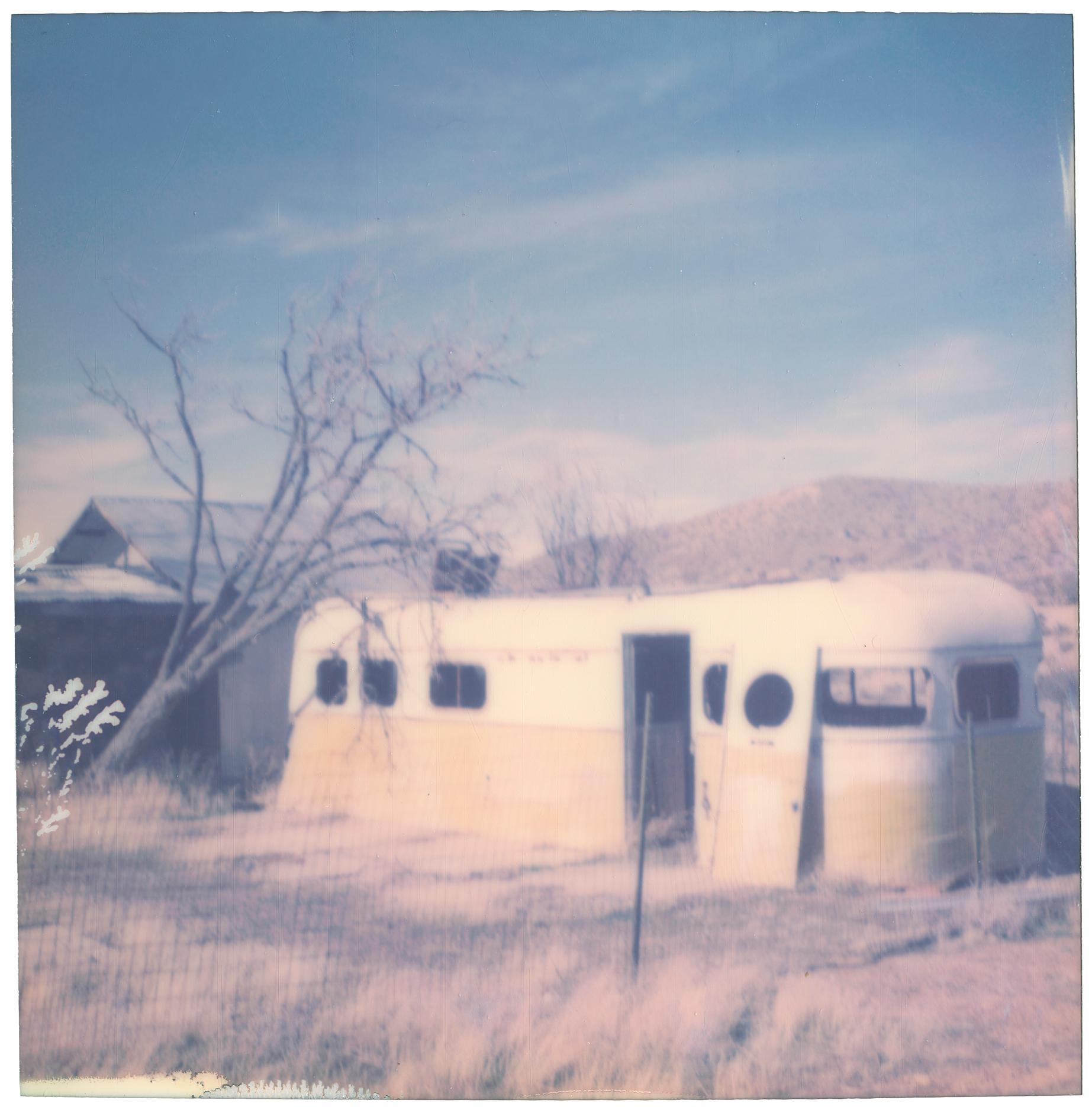 Stefanie Schneider Landscape Photograph – Vagabund (American Depression) - Contemporary, Polaroid, Landschaft