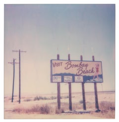 Visite de Bombay Beach (California Badlands) - Polaroid, Contemporary, Landscape