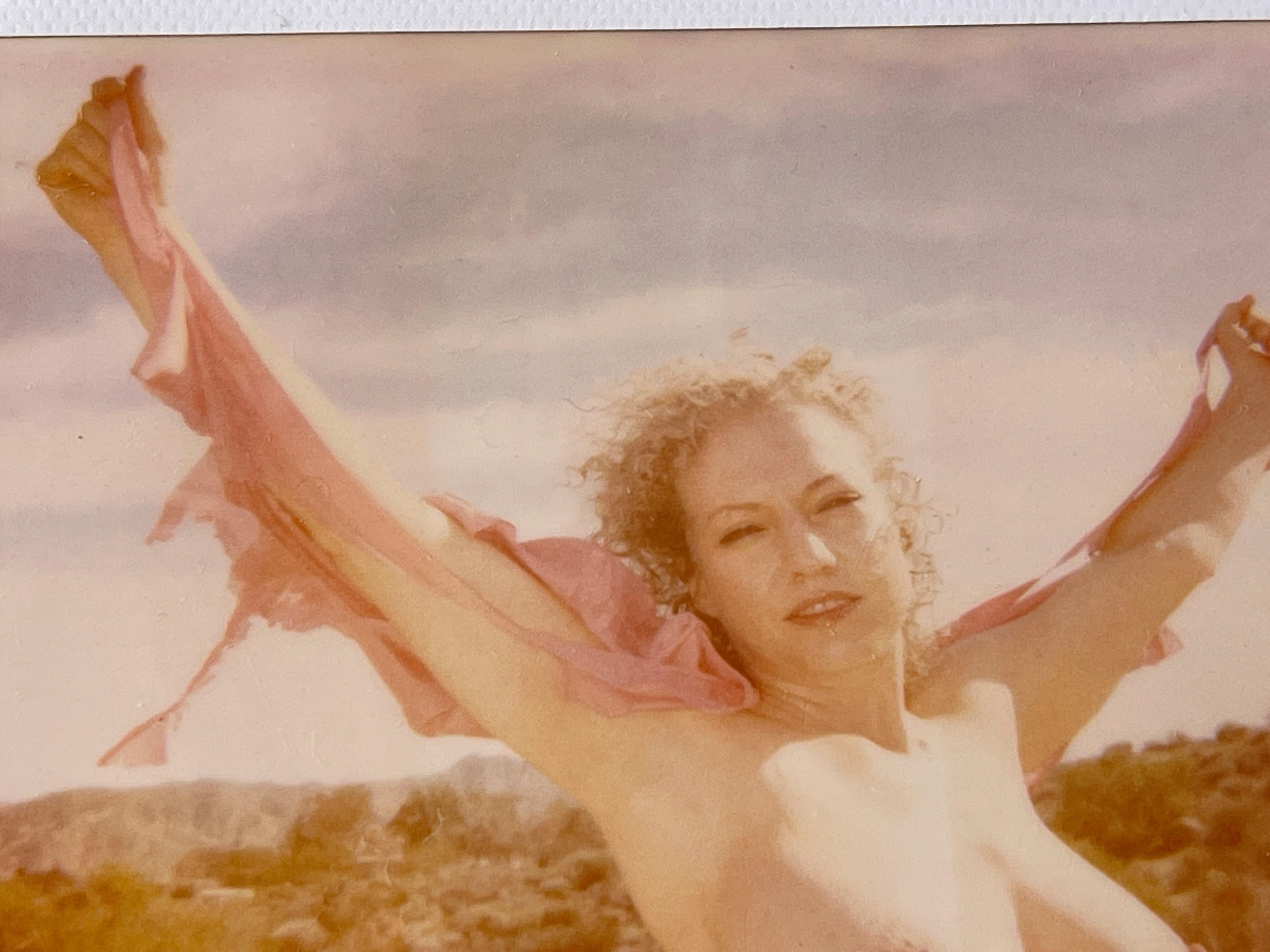 Vivianne (Desert Nudes) - Original Polaroid Unique Piece - Photograph by Stefanie Schneider