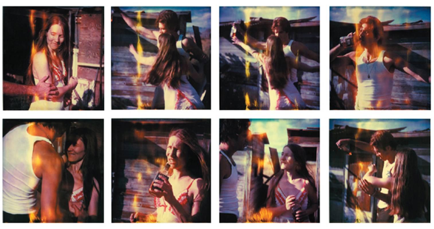 Color Photograph Stefanie Schneider - Whisky Dance I - 8 pièces, Contemporain, 21e siècle, Polaroïd, Couleur, Femmes