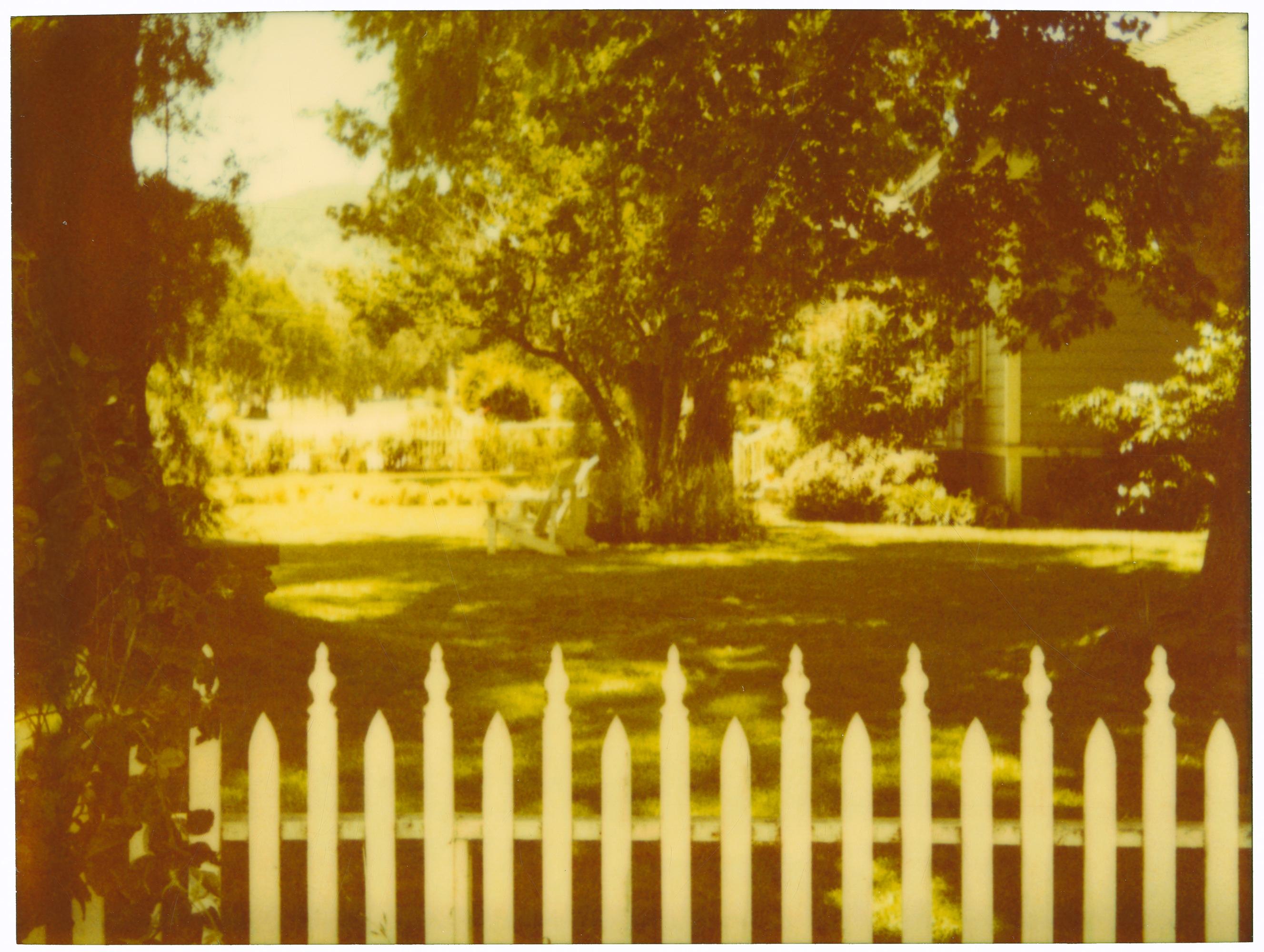 White Picket Fence (Suburbia), diptych, analog, mounted - Contemporary Photograph by Stefanie Schneider