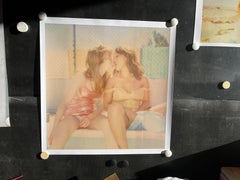 Wilde Dinge (Till Death do us Part) Zeitgenössisch, Frau, Polaroid