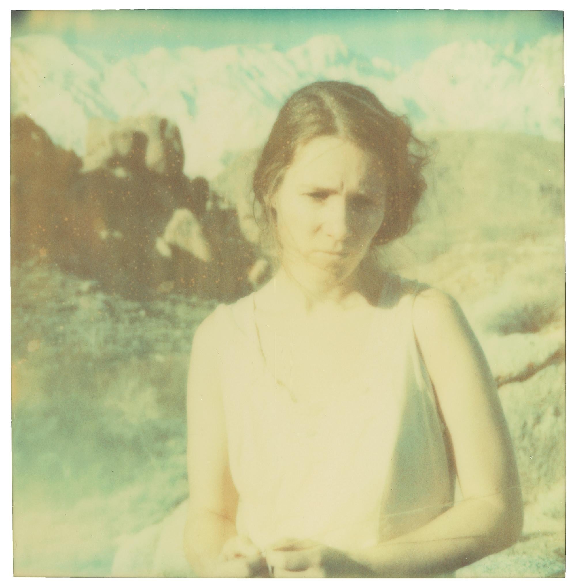 Wind Swep (Wastelands) - diptych, Contemporary, Figurative, Polaroid, analog - Beige Color Photograph by Stefanie Schneider