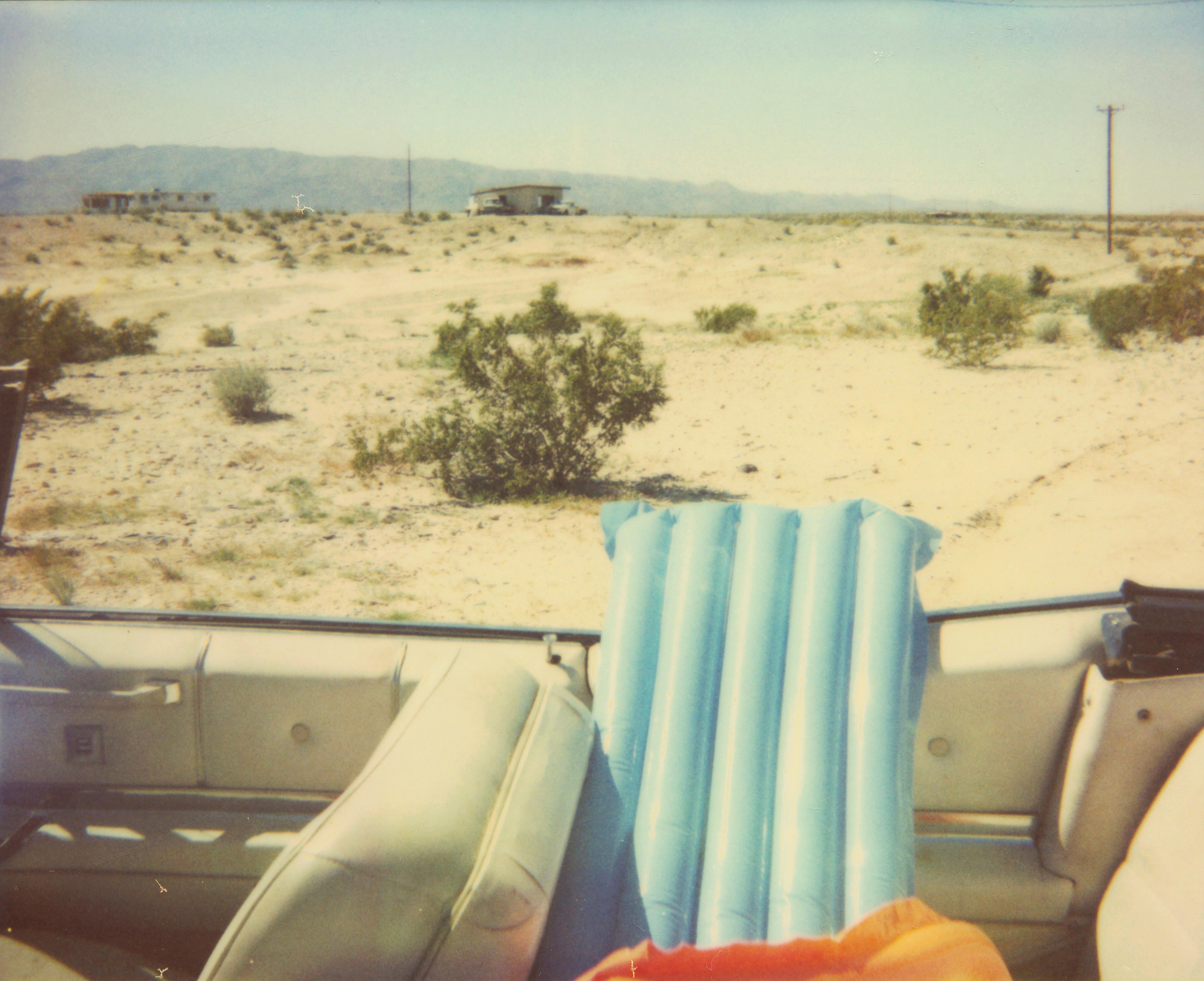 Portrait Photograph di Stefanie Schneider - Wonder Valley (Till Death...) - incluso il libro 'A Half Forgotten Dream'.