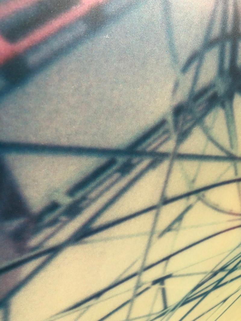 Wonder Wheel (Stay) – analoger, Vintage-Druck (Beige), Color Photograph, von Stefanie Schneider