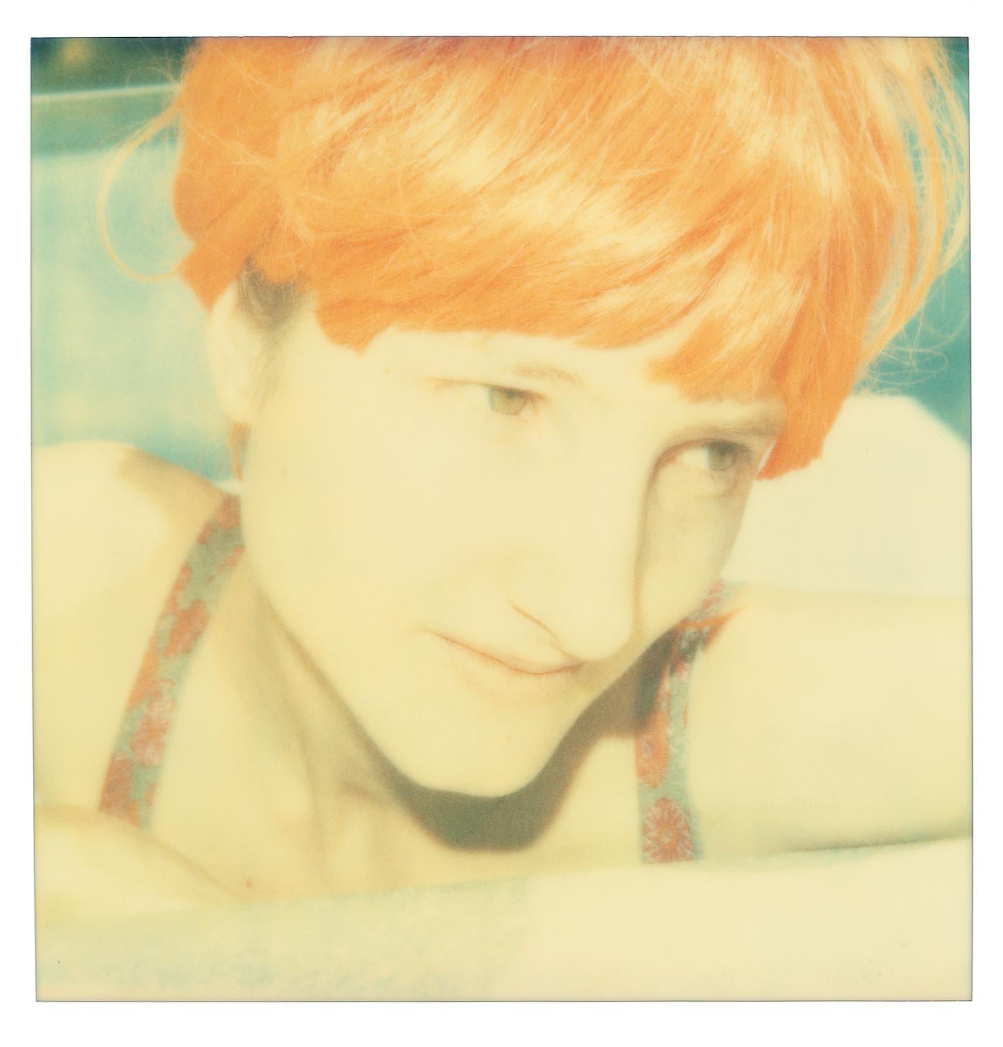 Zabriskie Point - Contemporáneo, Siglo XXI, Polaroid, Retrato - Portrait Photograph Naranja de Stefanie Schneider