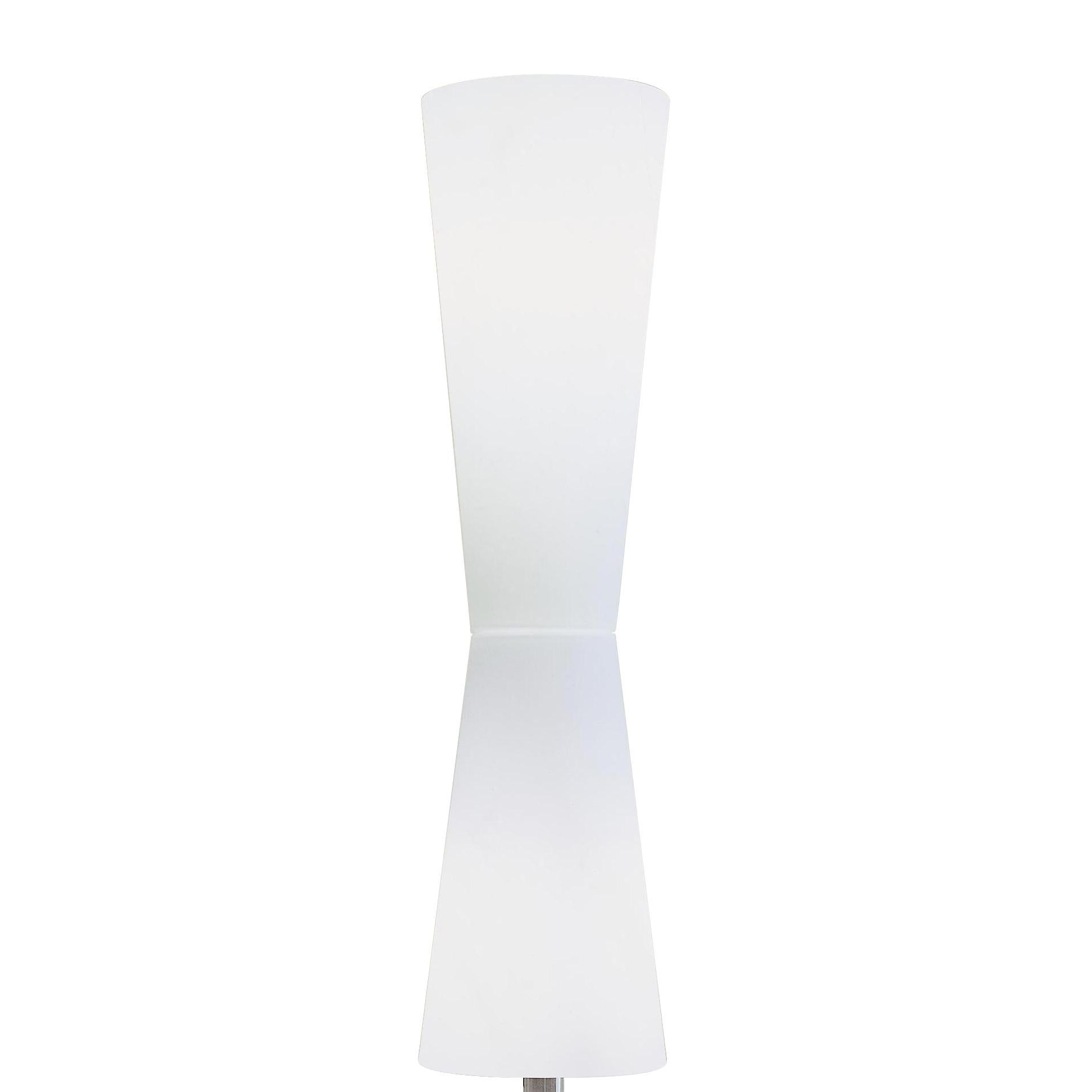 Floor lamp 'Lu-Lu' designed by Stefano Casciani in 1996.
Floor lamp with Murano glass diffuser and brushed metal base.Manufactured by Oluce, Italy.

The geometries chosen by Stefano Casciani when designing the Lu-Lu lamp are Primitive, light,