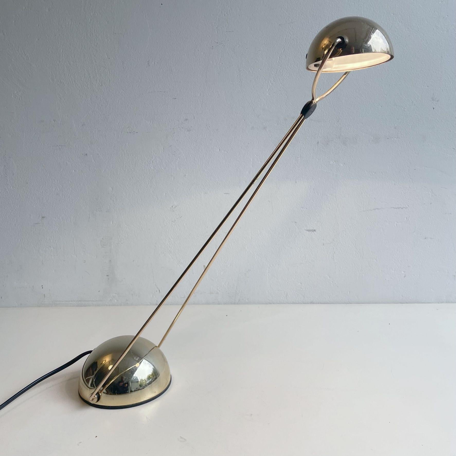 Mid-Century Modern Stefano Cevoli lampe de bureau Meridiana by Paolo Piva or en vente