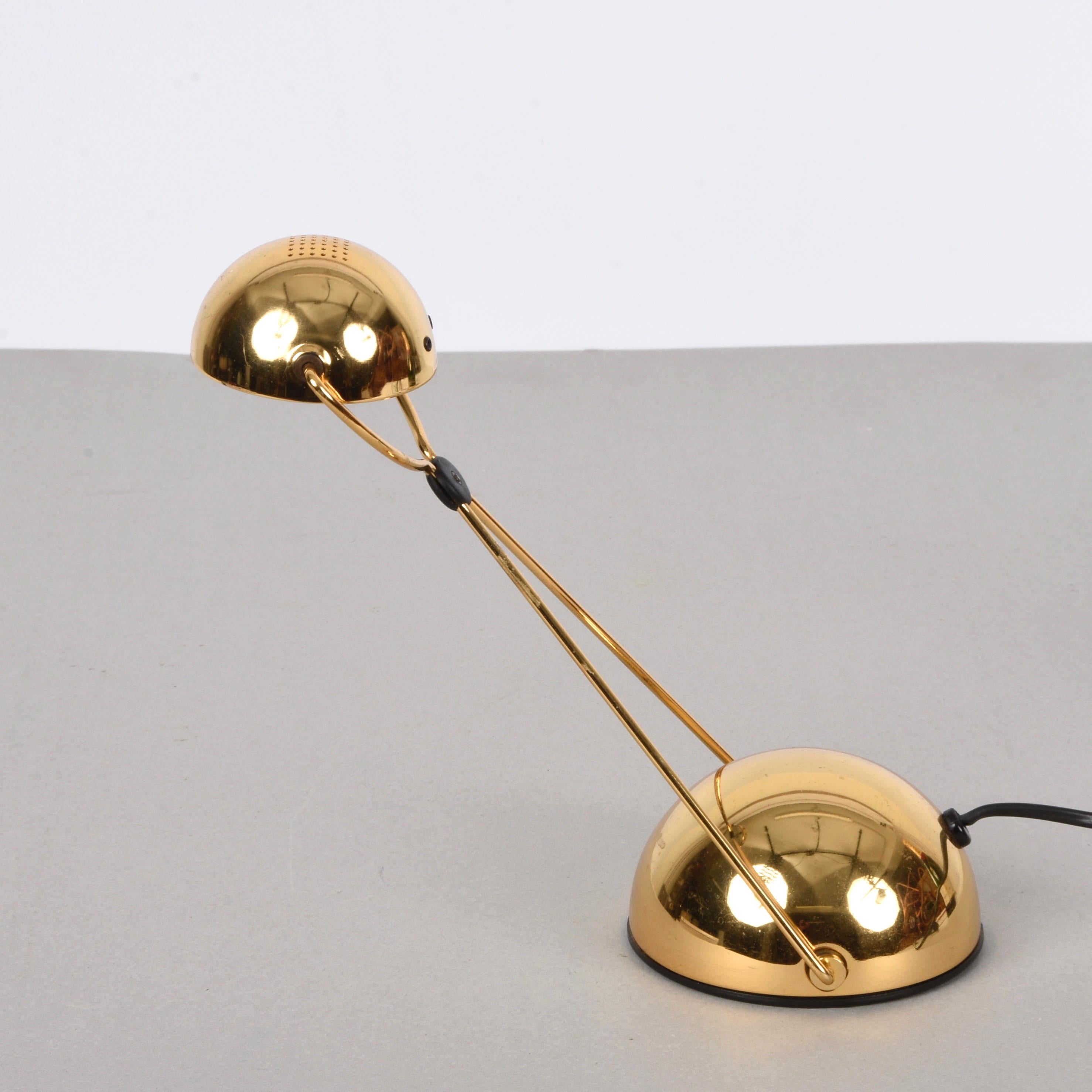 Stefano Cevoli Midcentury Gold-Plated Metal Italian Table Lamp 'Meridiana' 1980s For Sale 2