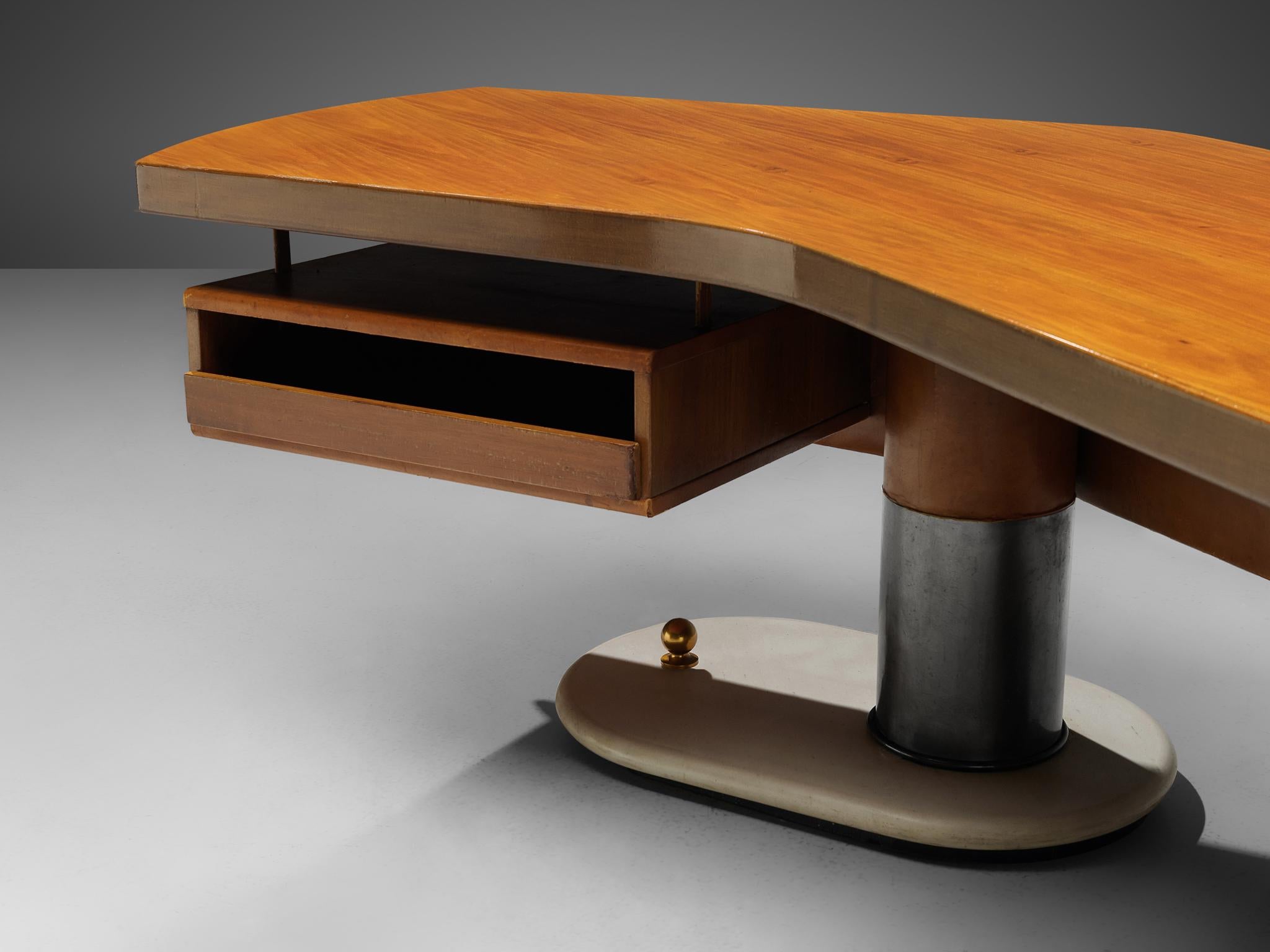 zero desk