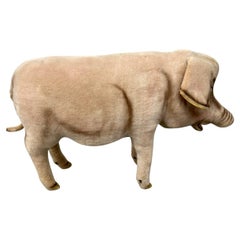 Steiff Mother Pig and Piglets Soft Figural Sculptures, Mohair, Germany.