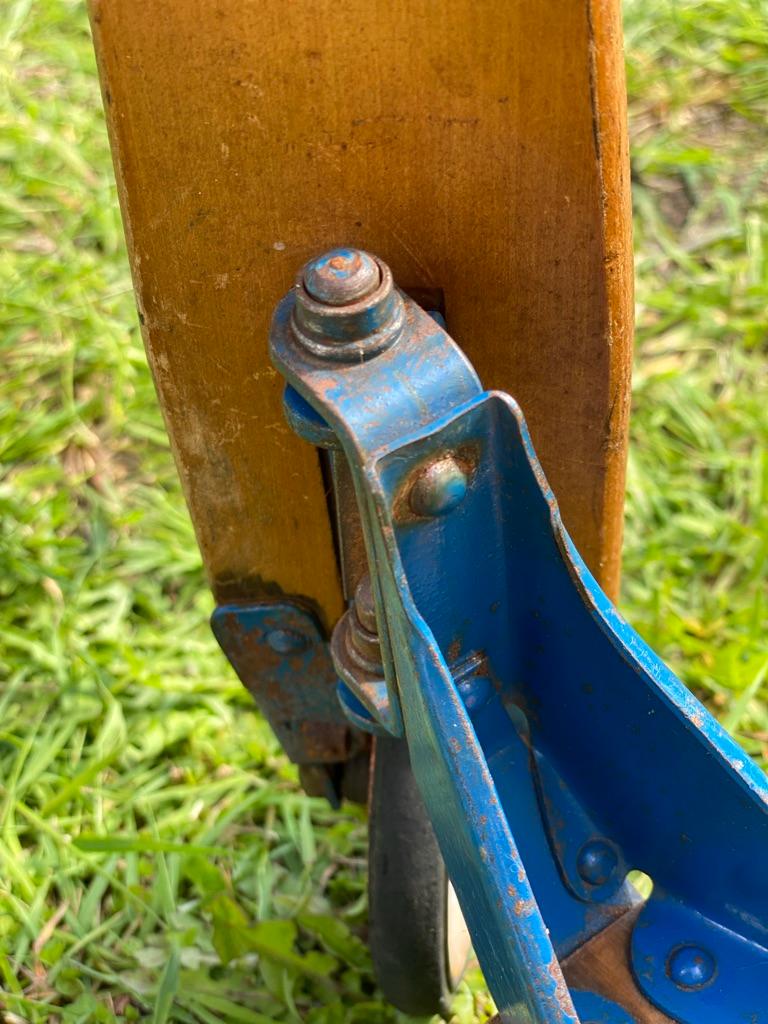 Steiff Wooden Children's Scooter, Flitzro 73, 1952, Germany For Sale 5