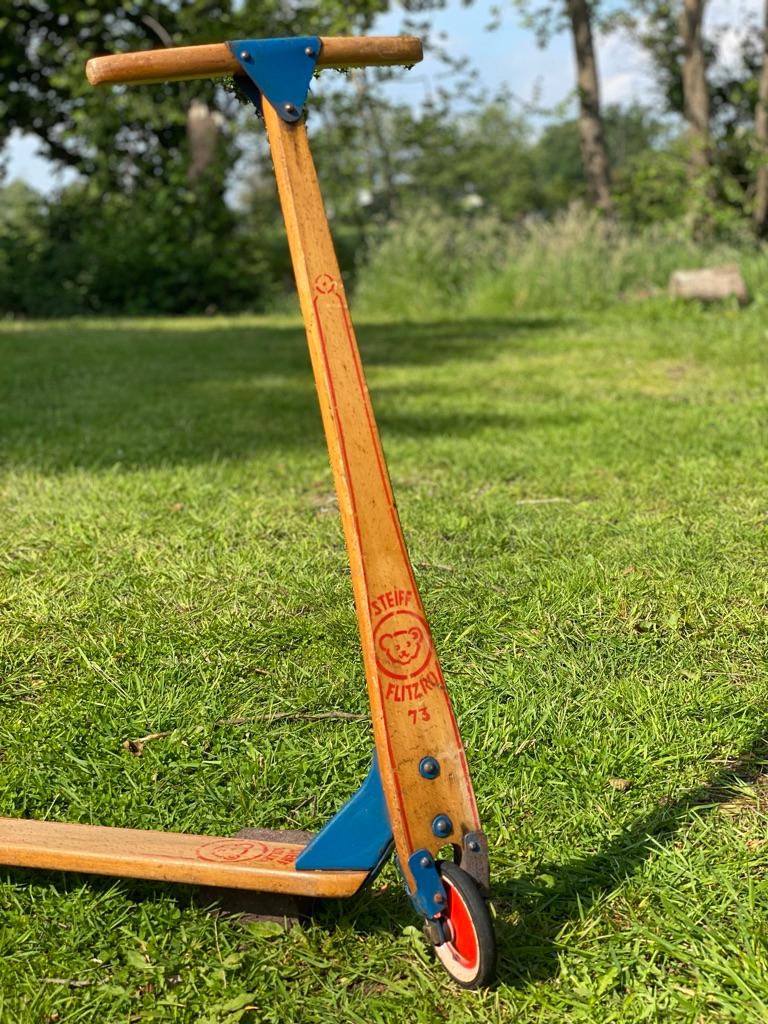 Trottinette à Pédales Vintage Steiff Renrolo 7888 – Année 1954