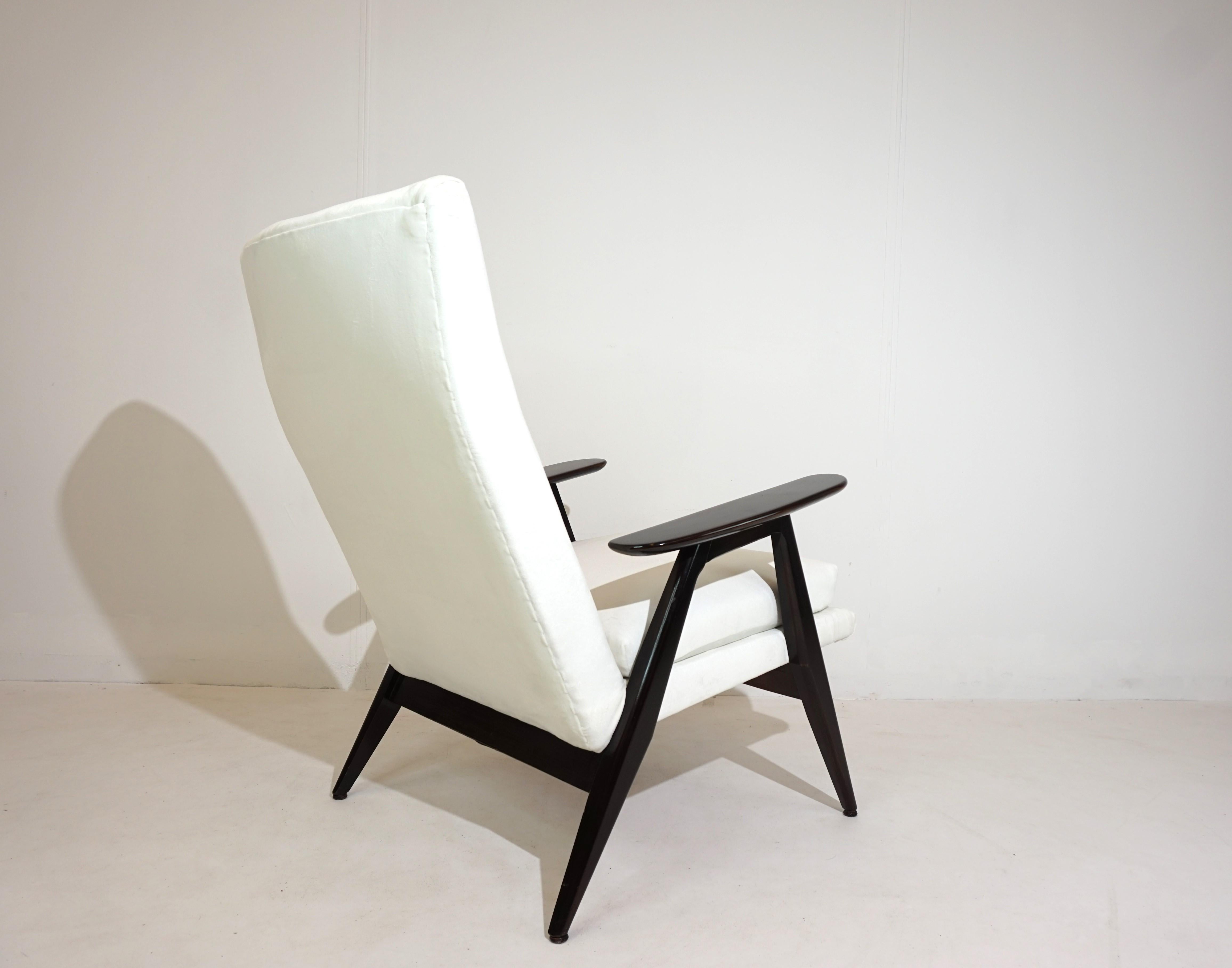 Steiner SK640 lounge chair by Pierre Guariche In Good Condition For Sale In Ludwigslust, DE