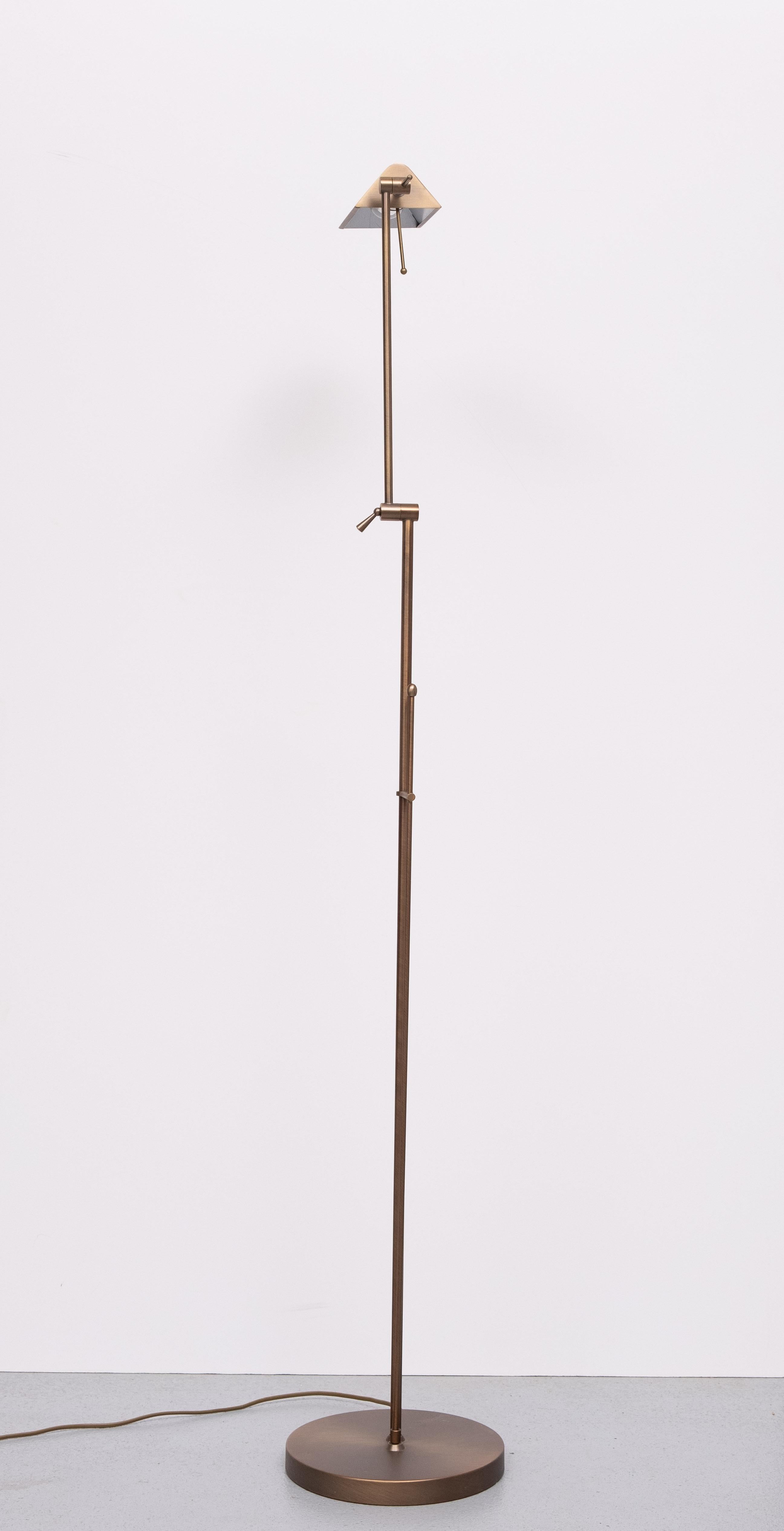 Steinhauer Bronze color floor lamp 1980s Germany In Good Condition For Sale In Den Haag, NL