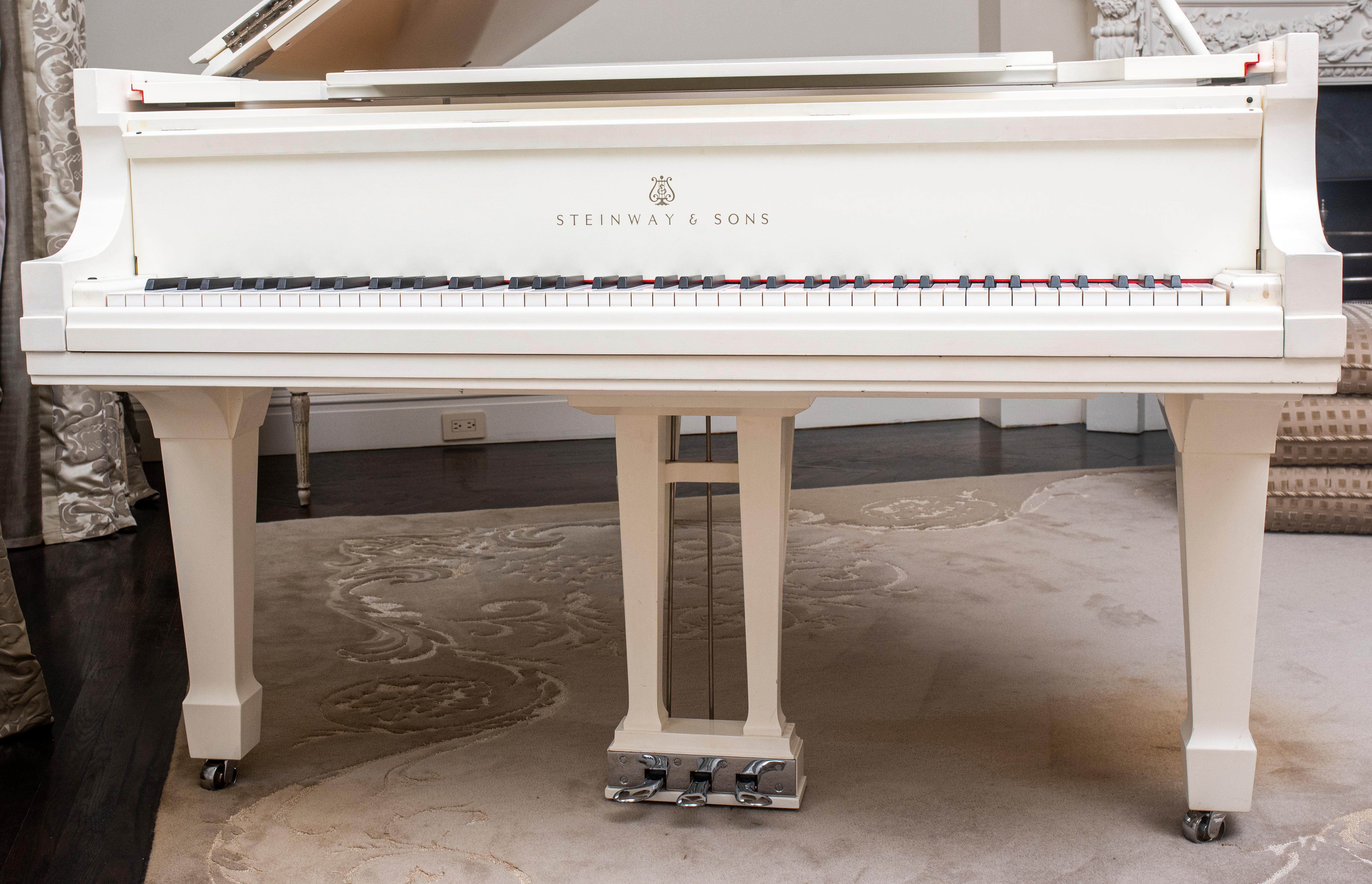 Steinway B Grand Piano in White Lacquer 1