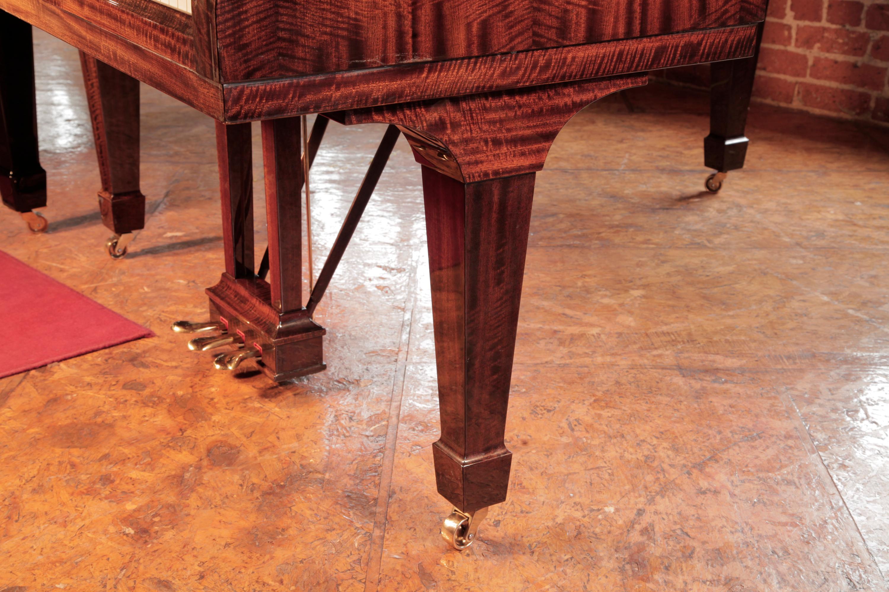 Acajou Piano à queue Steinway Model No A en acajou tigré de qualité en vente