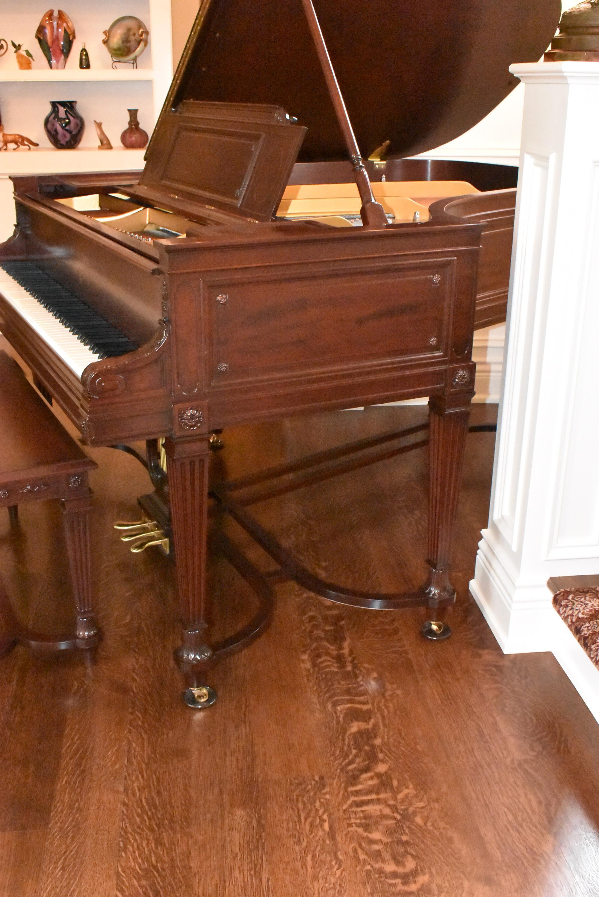 Art Nouveau Steinway & Sons 1929 Pianoforte a coda modello L.A. con panca corrispondente