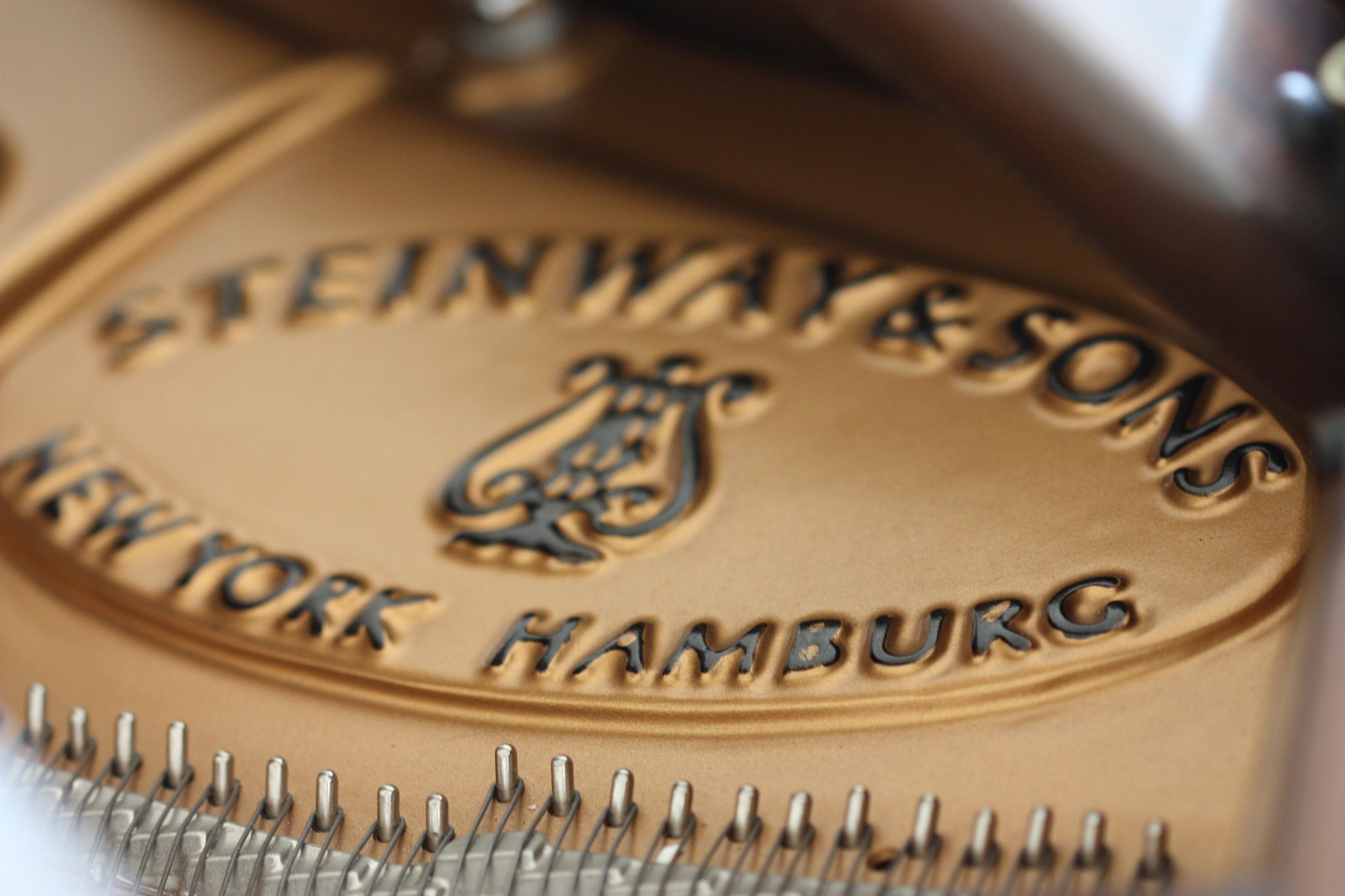 Wood Steinway & Sons Rosewood Baby Grand Piano