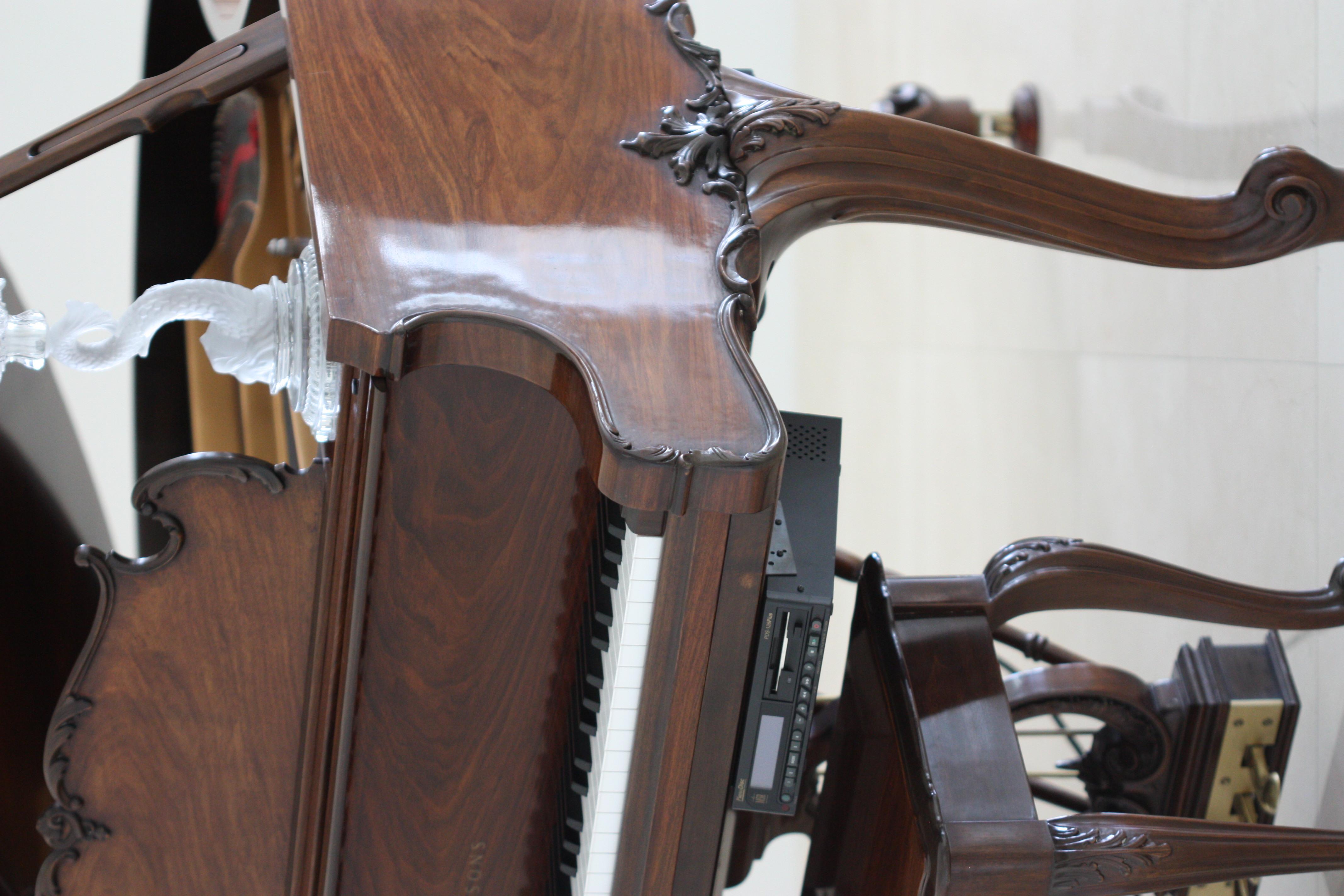 Steinway & Sons Rosewood Baby Grand Piano 1