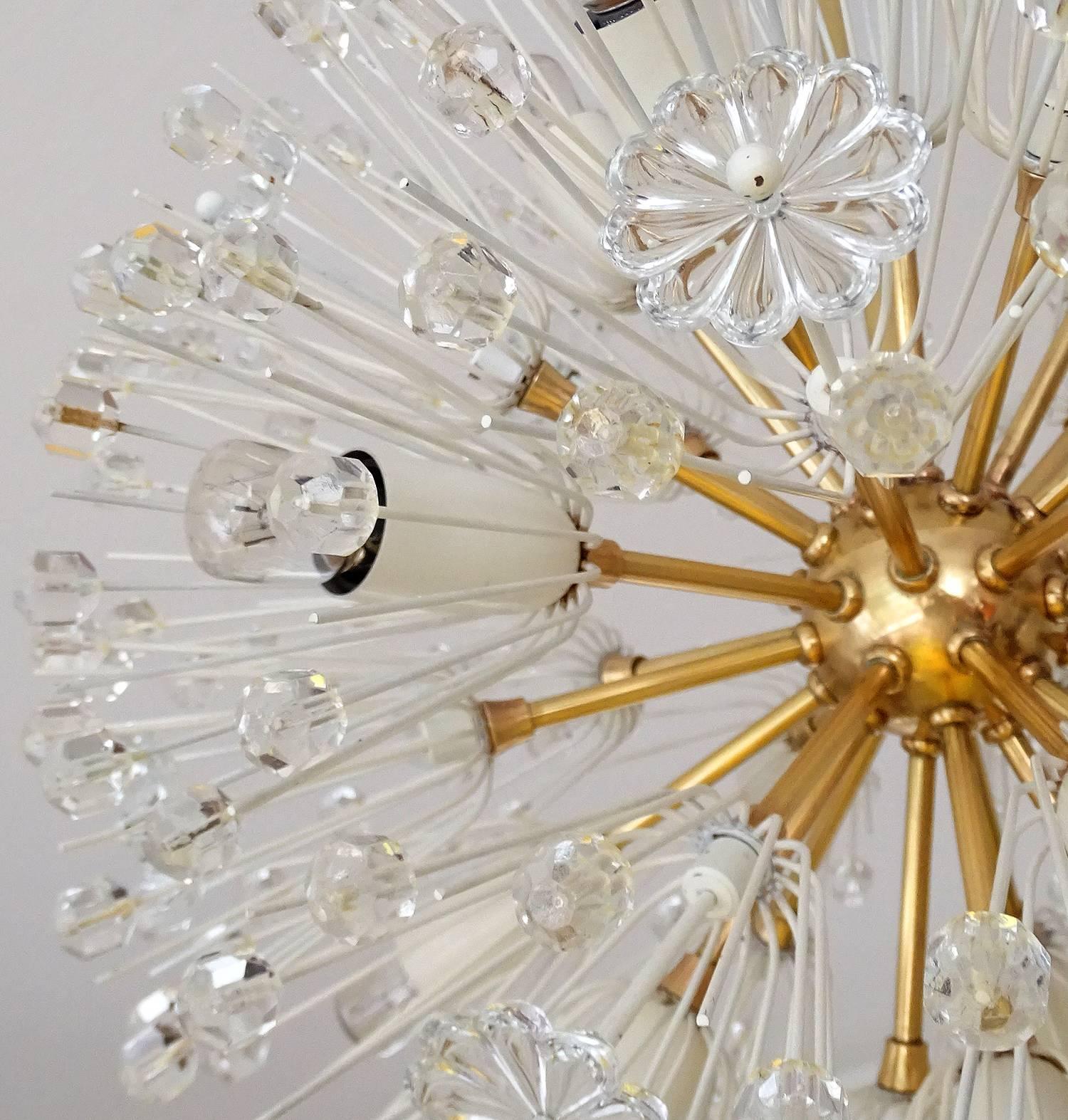 Stejnar Sputnik Flower Glass Crystal Brass Chandelier, Stilnovo Gio Ponti Era  9