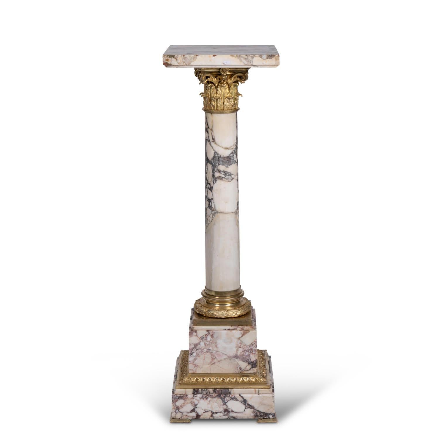 Stele, Column in Marble and Gilt Bronze from the 19th Century. In Good Condition For Sale In Saint-Ouen, FR