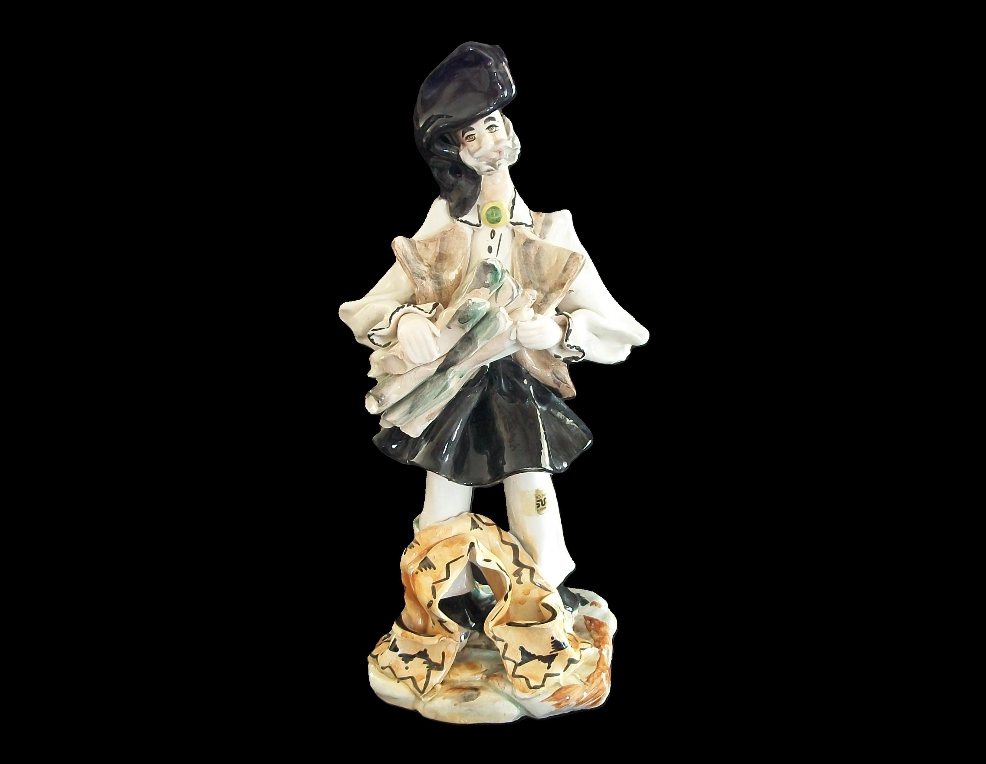 STELIO MOLA - Handbemalte Majolika-Figur aus Sardinien - Italien - Mitte 20. (Volkskunst) im Angebot